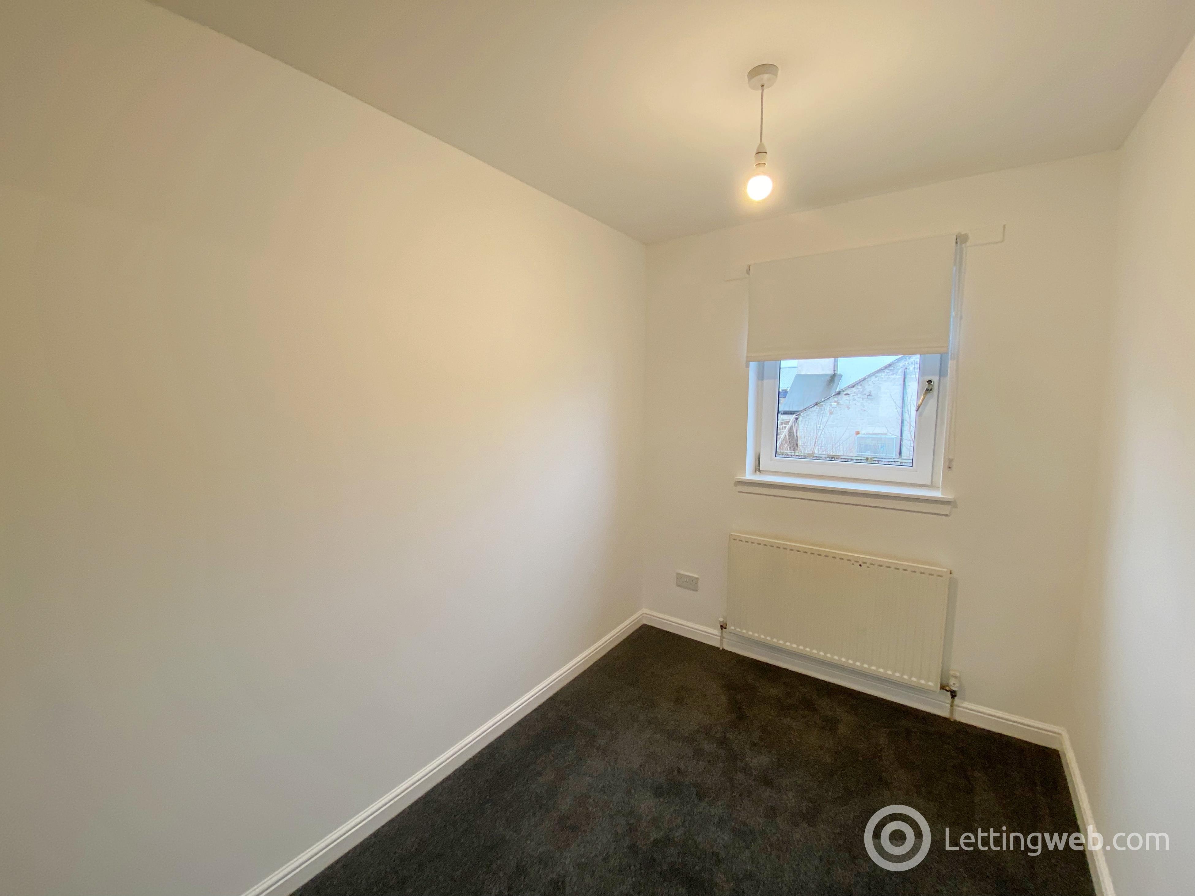 Property to rent in Academy Street, Larkhall, ML9 2BJ