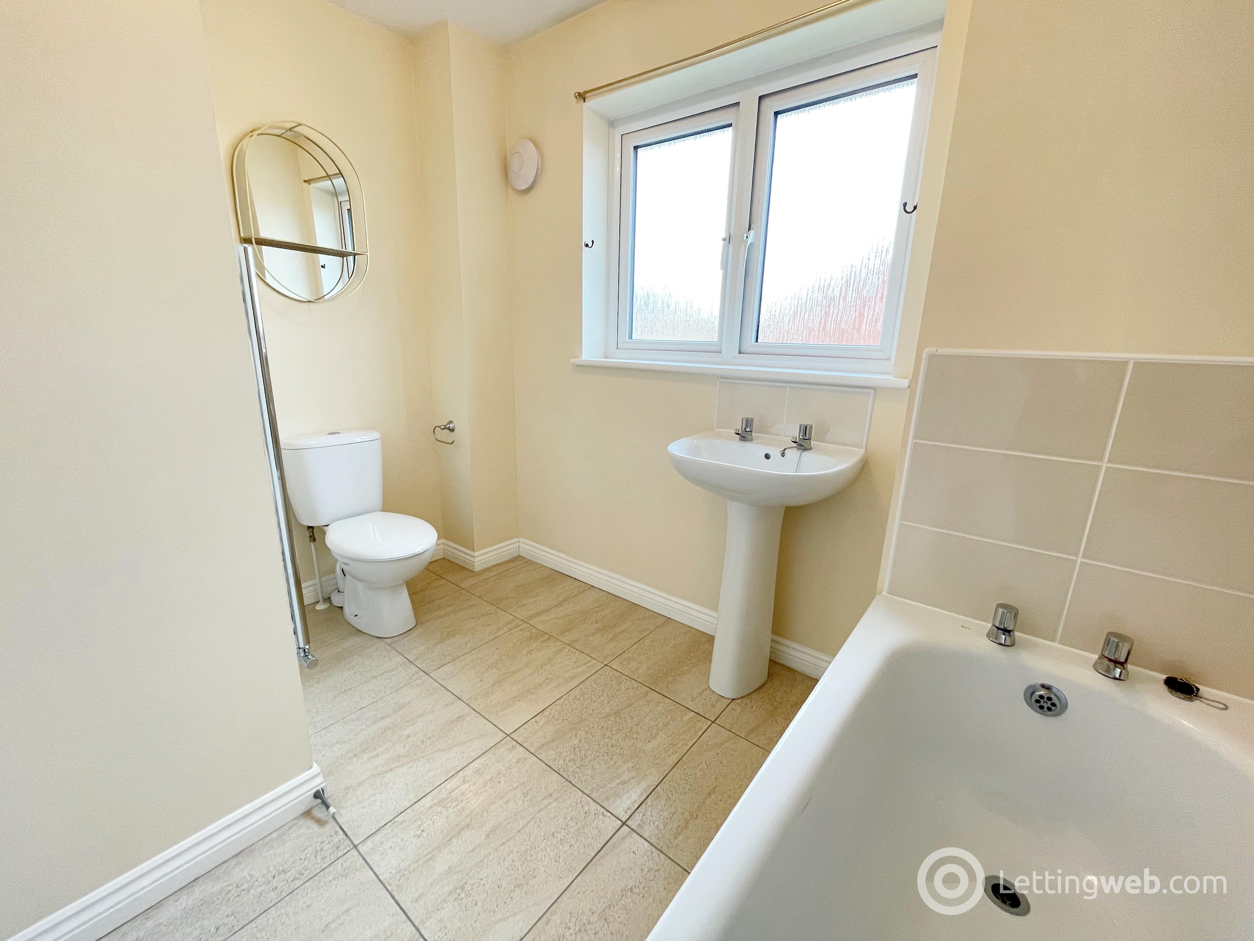 Property to rent in Ravenscliff Road, Motherwell, ML1 1AE