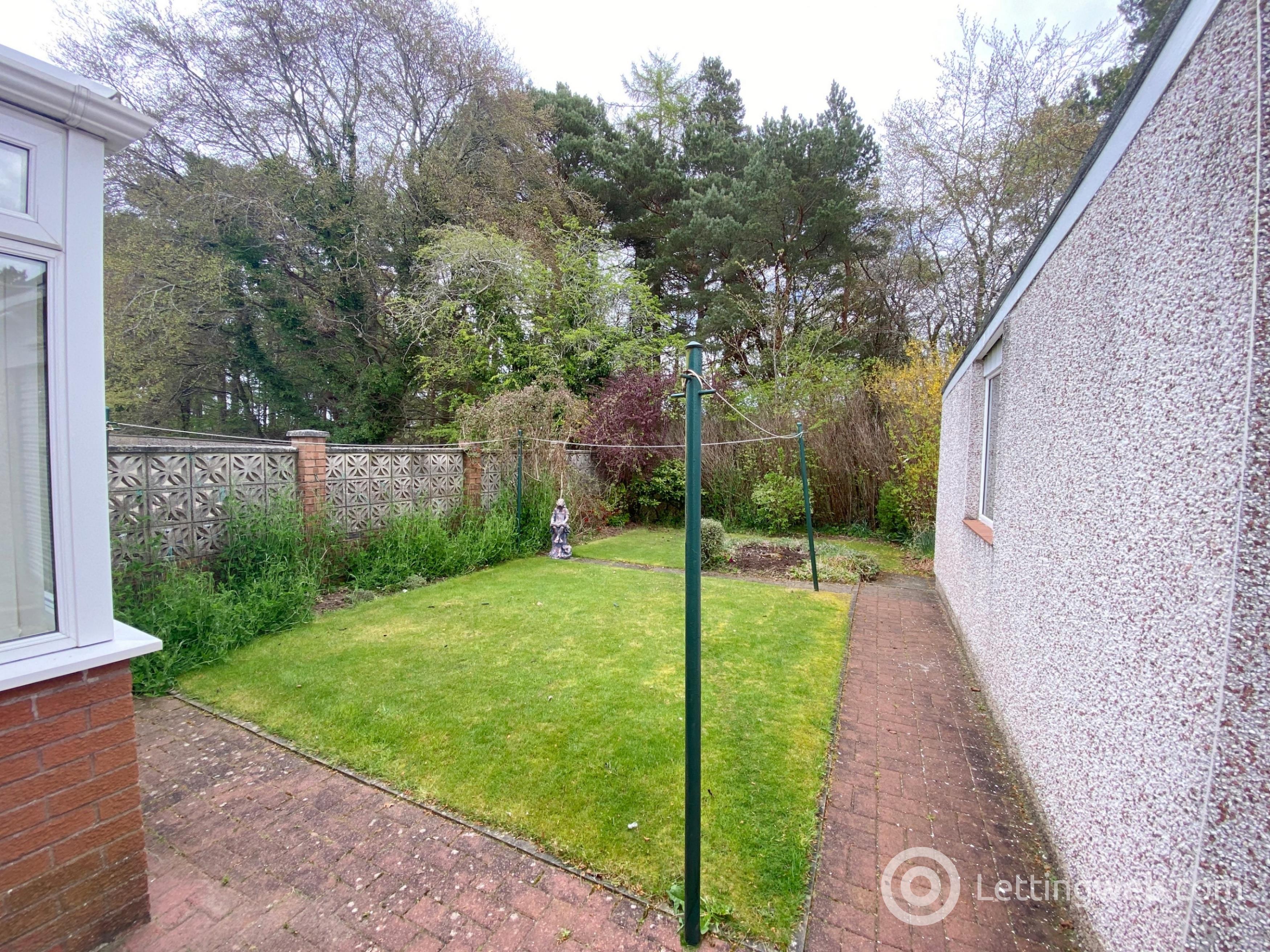 Property to rent in Chatelherault Crescent, Hamilton, ML3 7PR