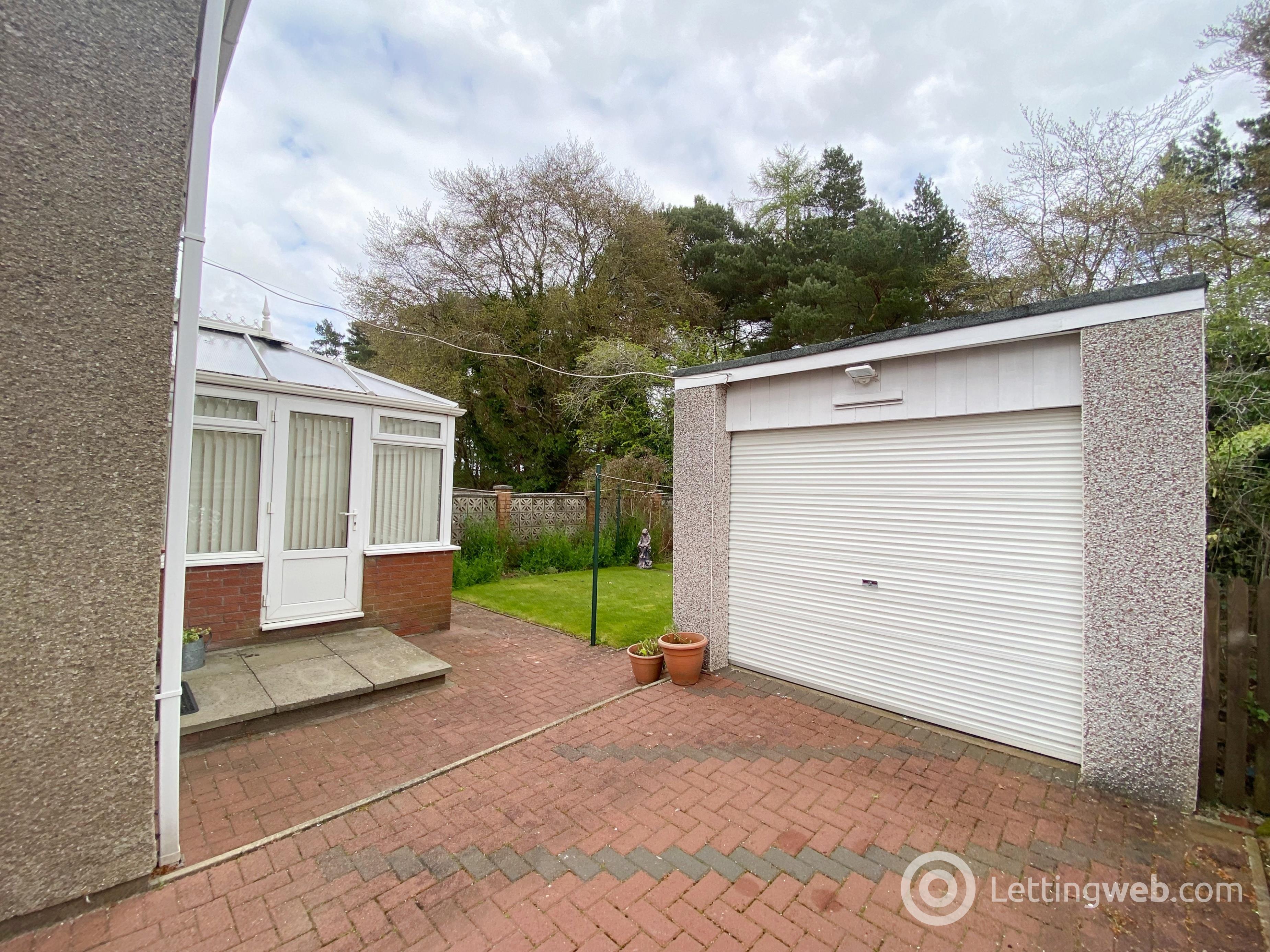 Property to rent in Chatelherault Crescent, Hamilton, ML3 7PR