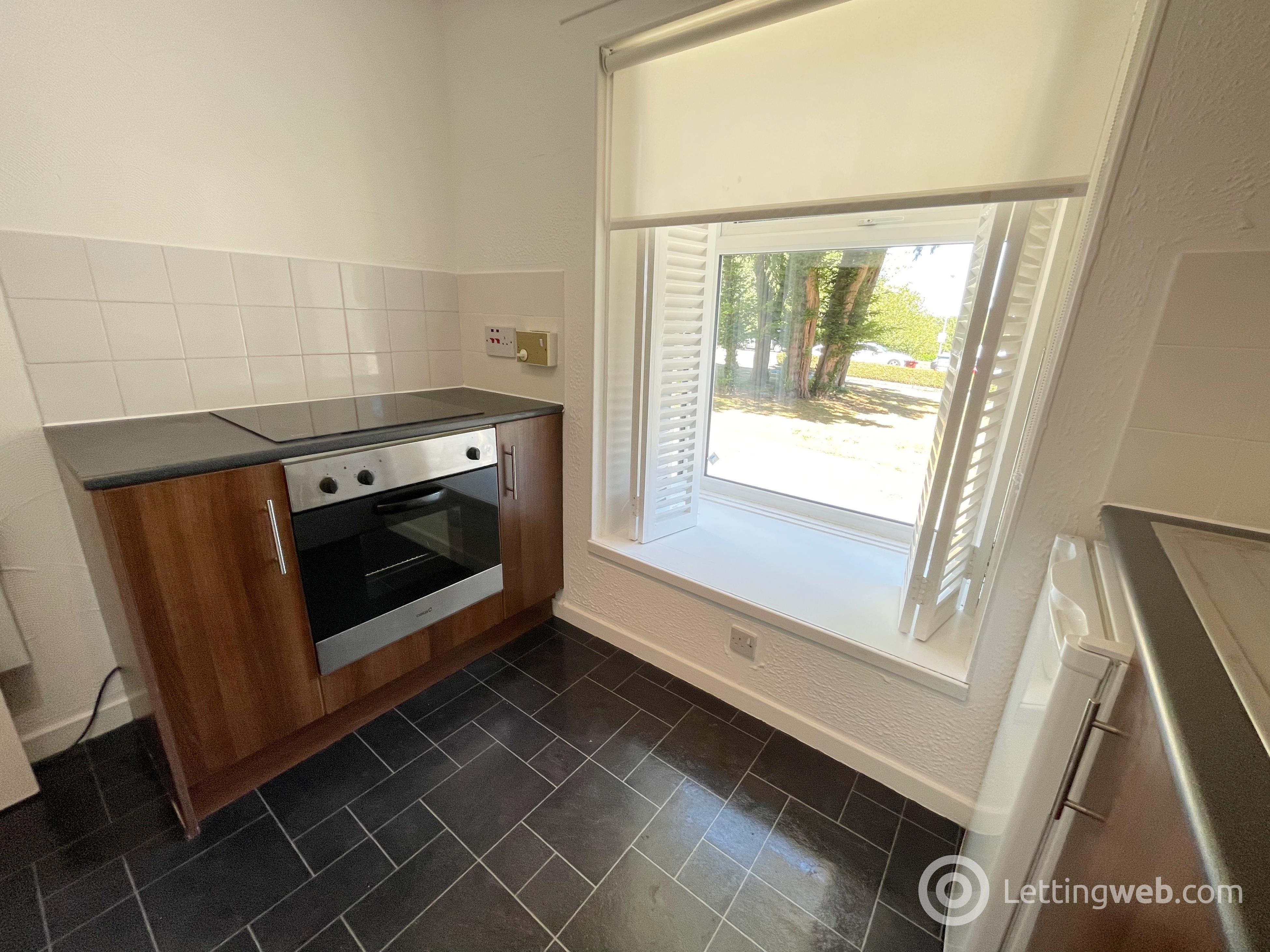 Property to rent in Brandon House, The Furlongs, Hamilton, ML3 0DJ