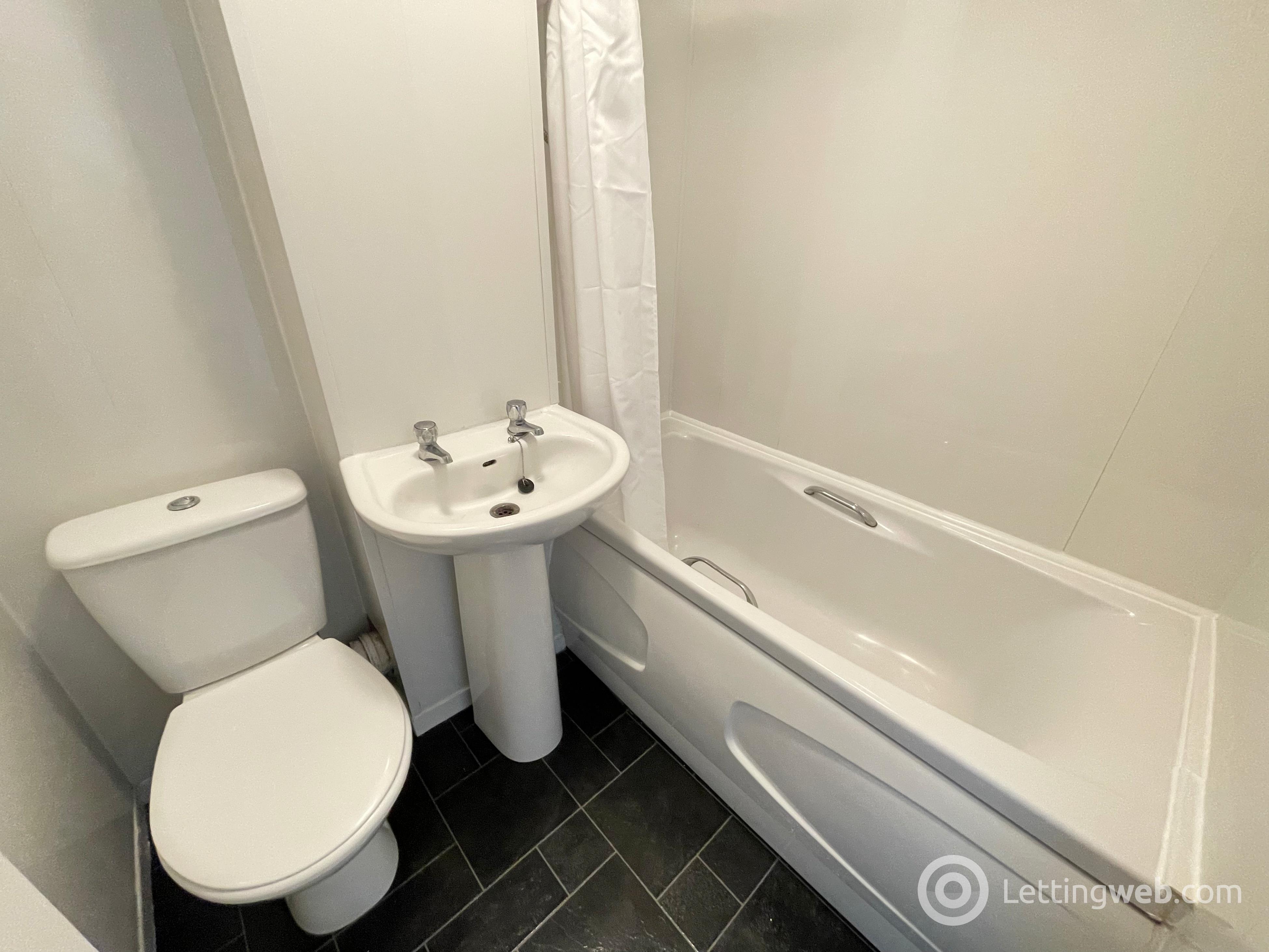 Property to rent in Brandon House, The Furlongs, Hamilton, ML3 0DJ