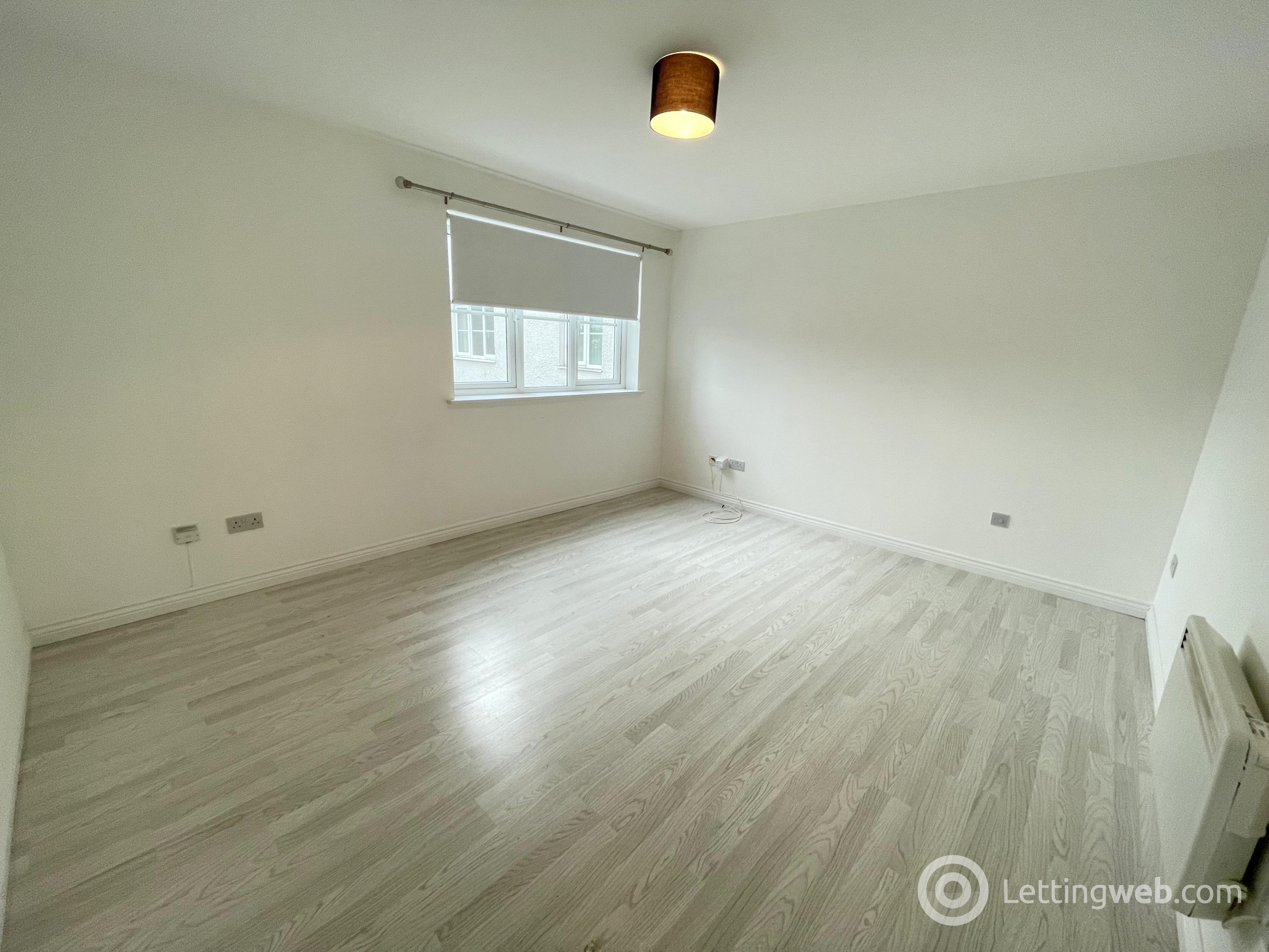 Property to rent in West Wellhall Wynd, Hamilton