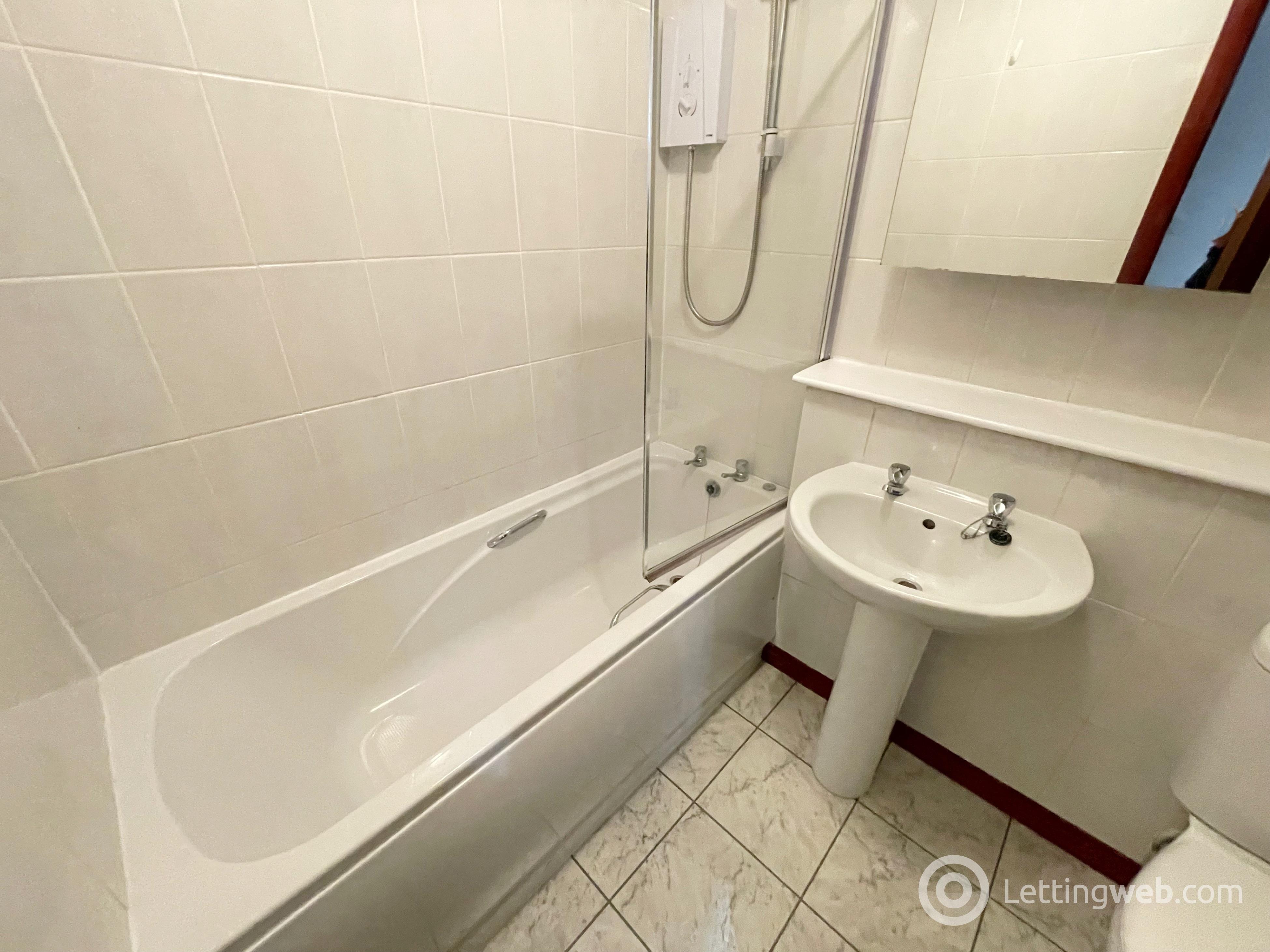 Property to rent in Portland Place, Hamilton, ML3 7LA