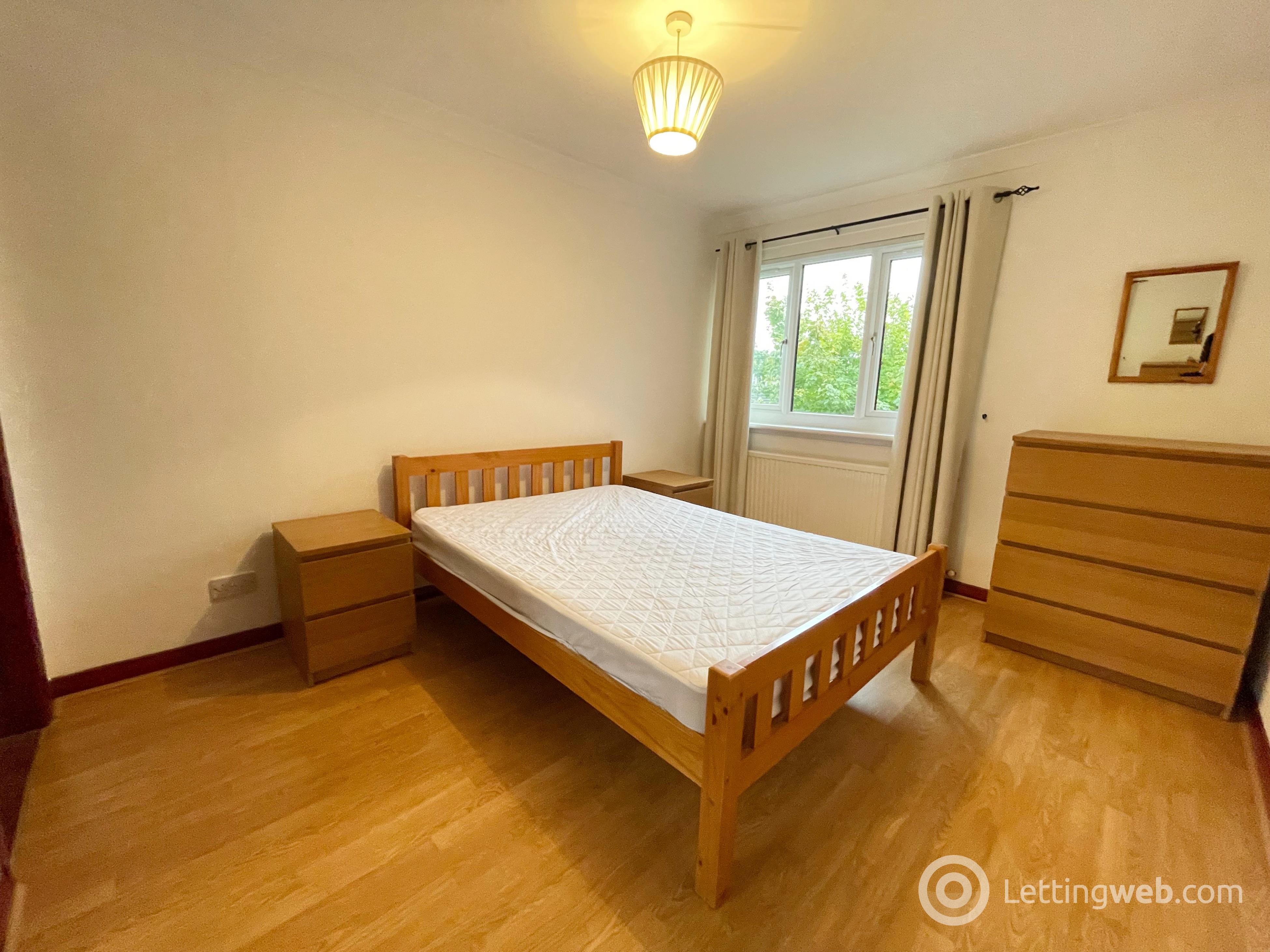 Property to rent in Portland Place, Hamilton, ML3 7LA