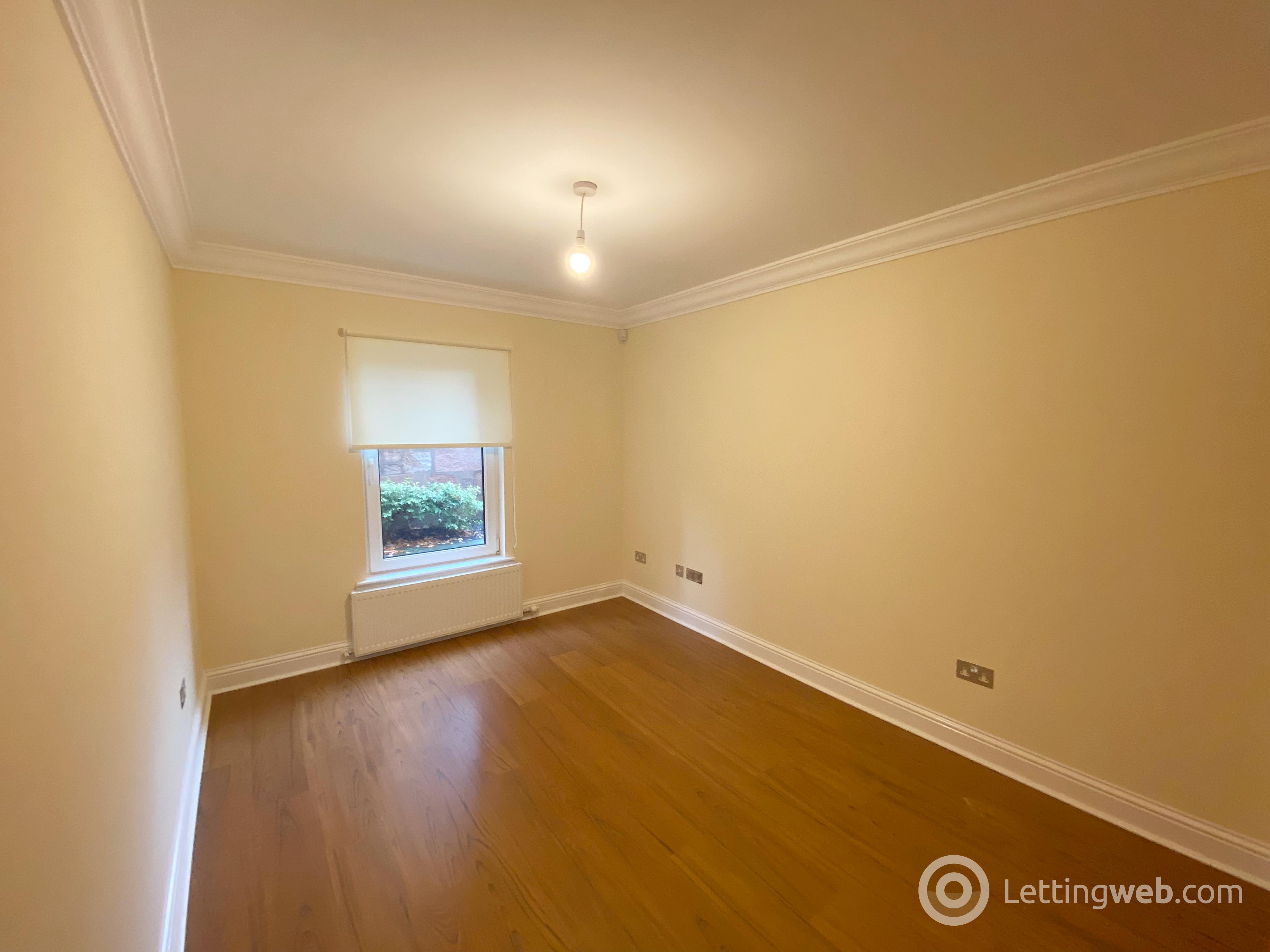 Property to rent in The Lindens, Bothwell, Glasgow, G71 8LS