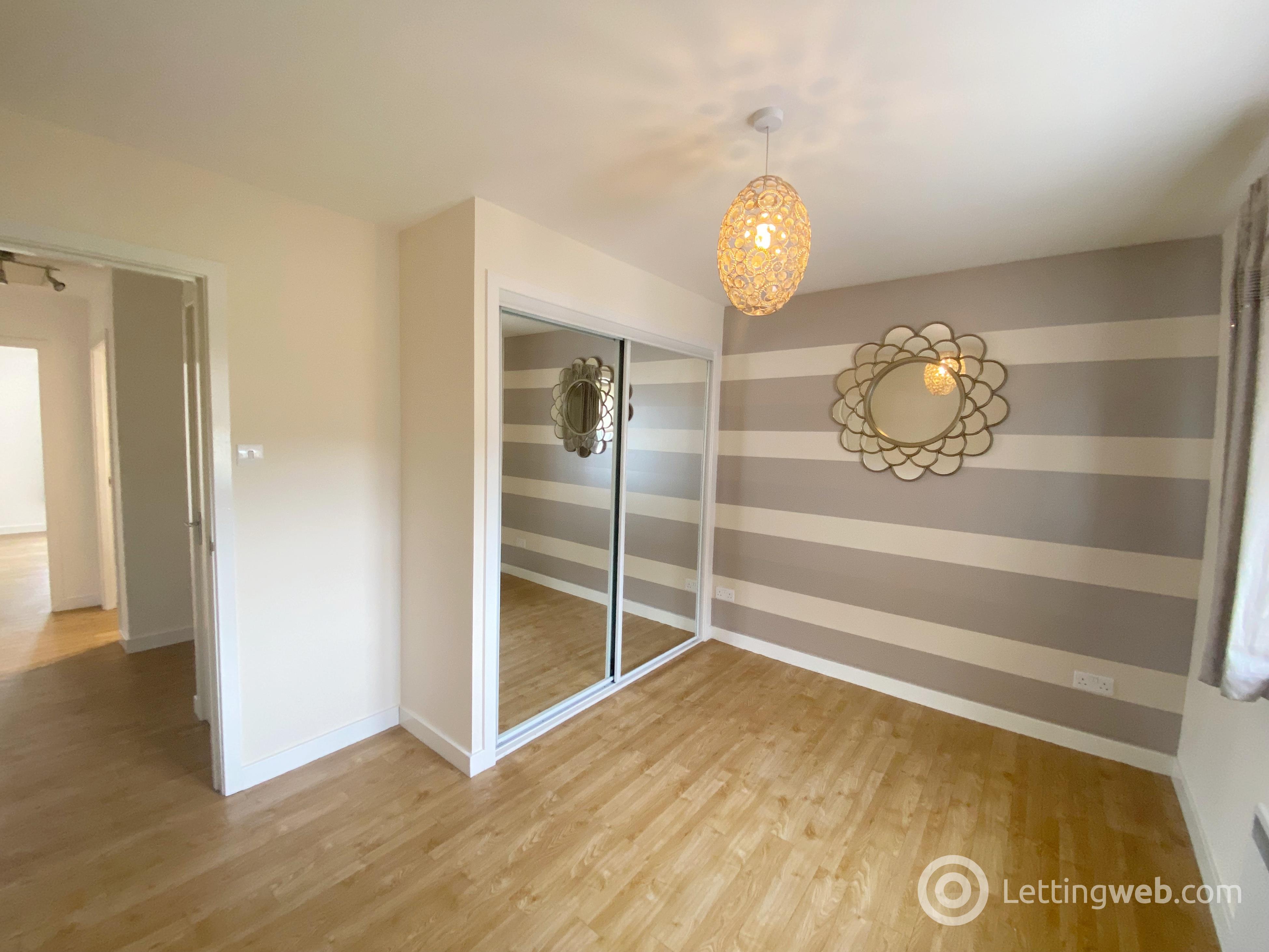Property to rent in West Wellhall Wynd, Hamilton, ML3 9GA
