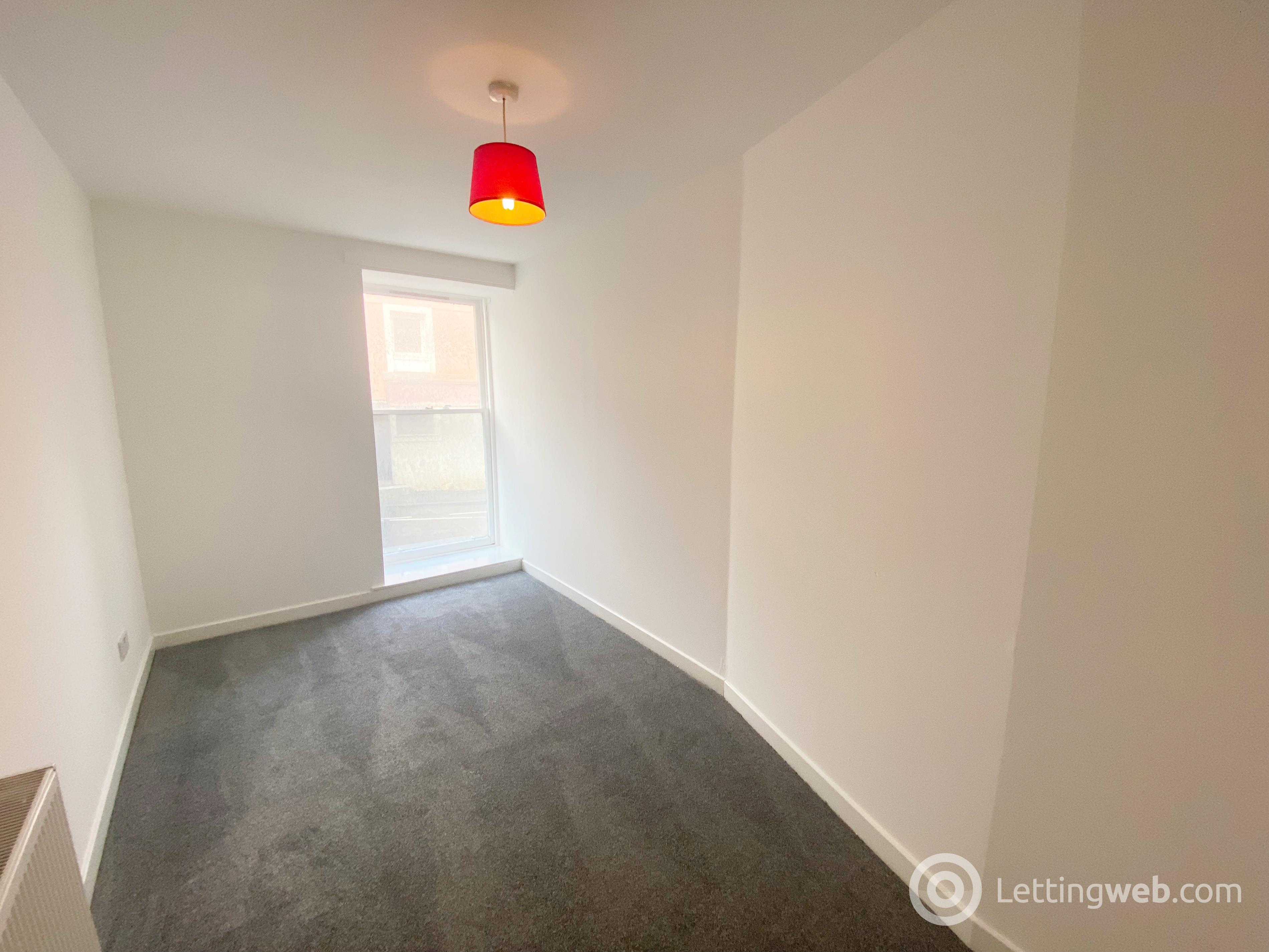 Property to rent in Kirk Street, Strathaven, ML10 6LB