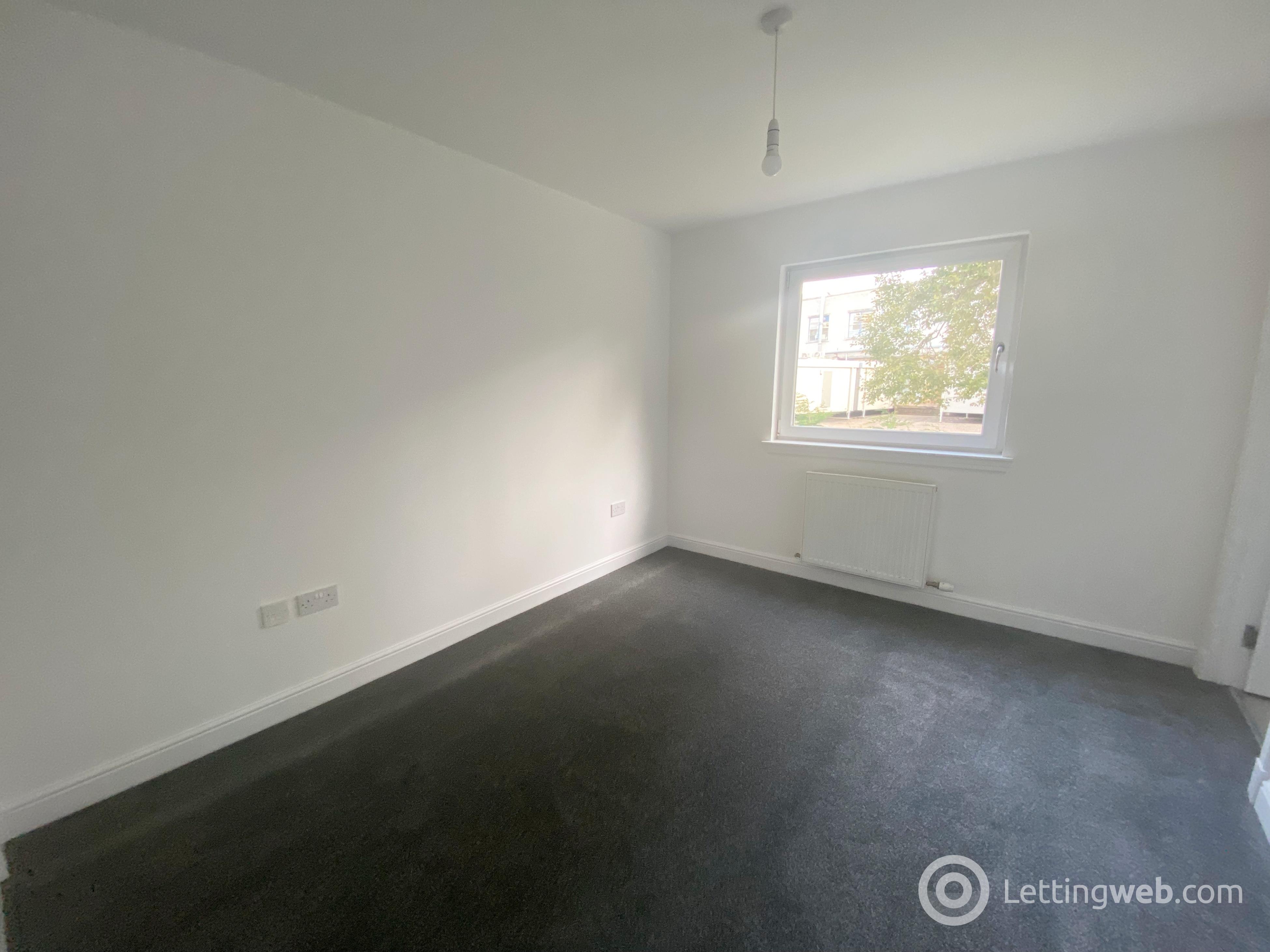 Property to rent in Warren Road, Hamilton, ML3 7QJ