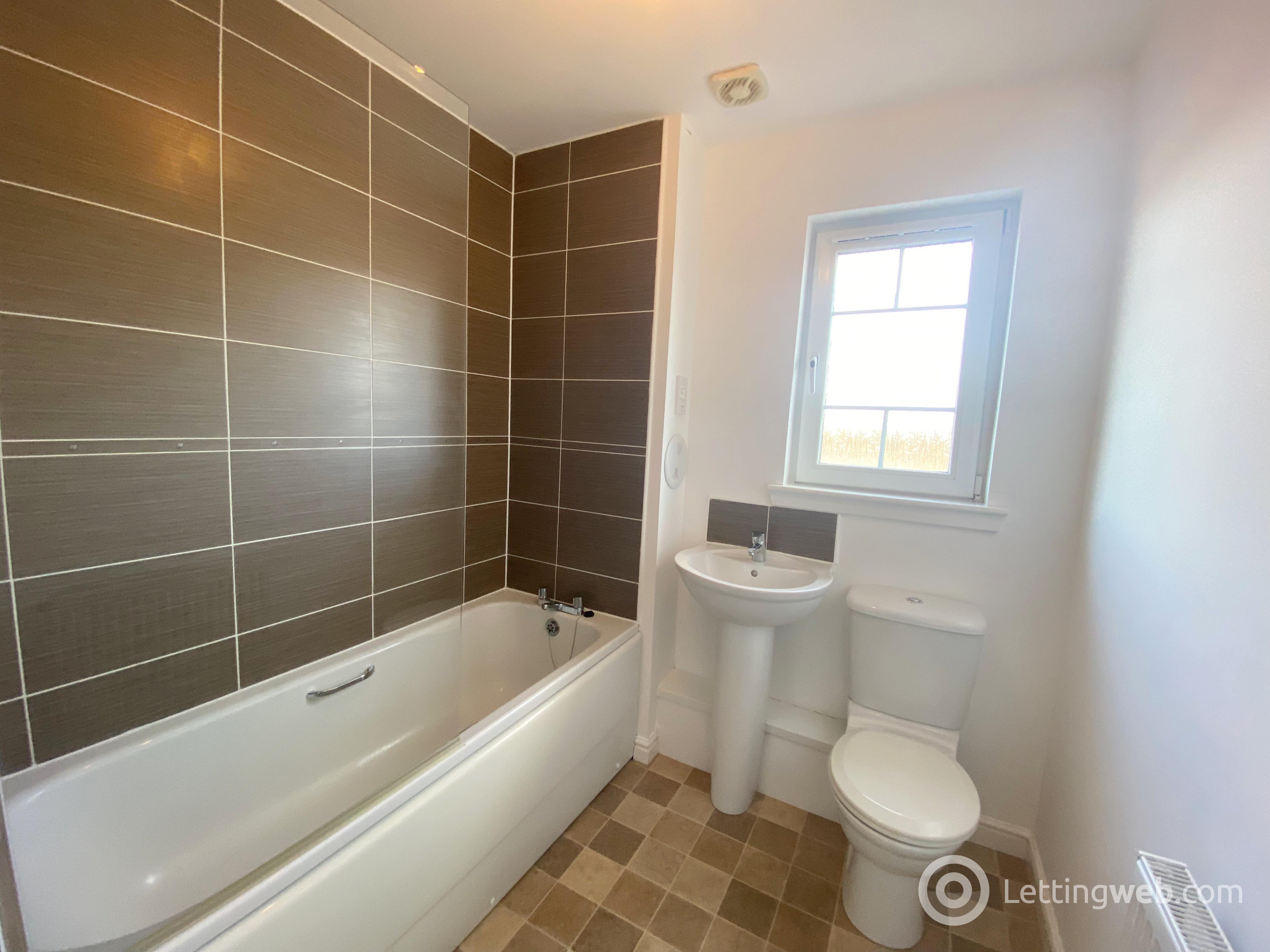 Property to rent in Cooper Crescent, Ferniegair, Hamilton, ML3 7FT