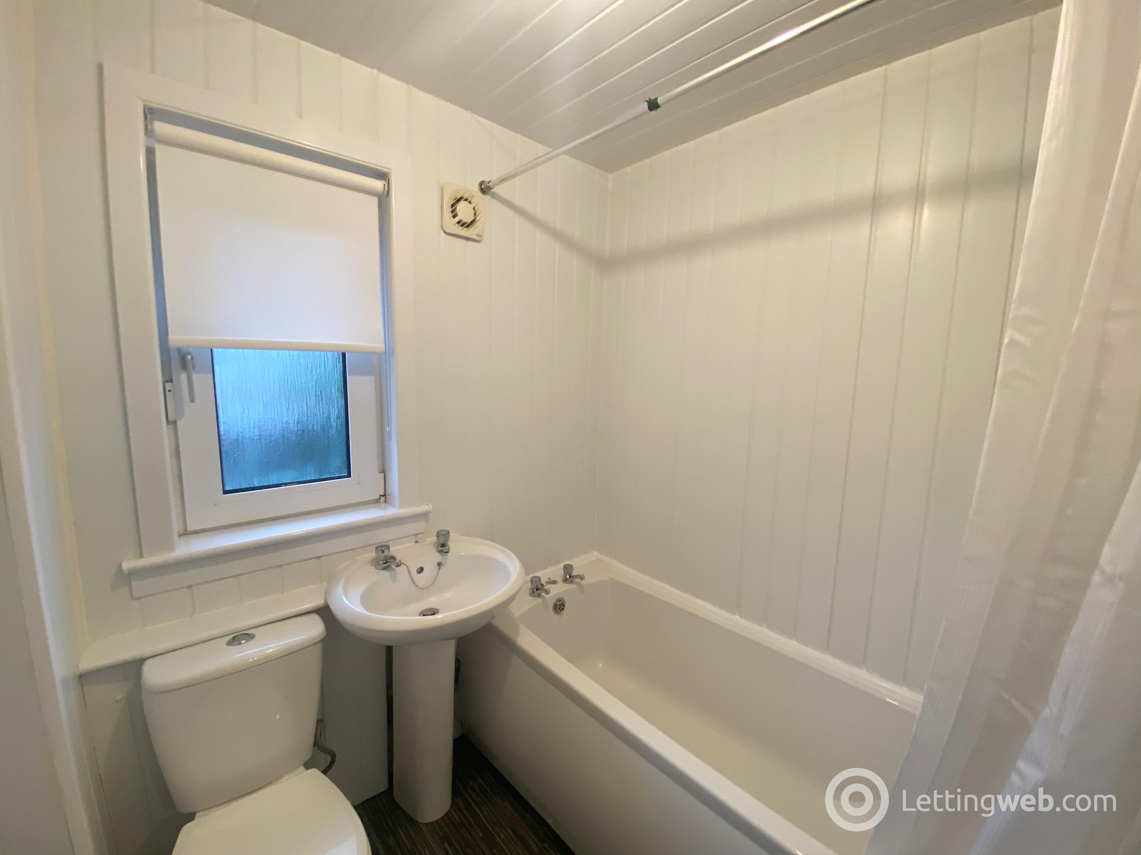 Property to rent in Woodhead Crescent, Hamilton, ML3 8TB