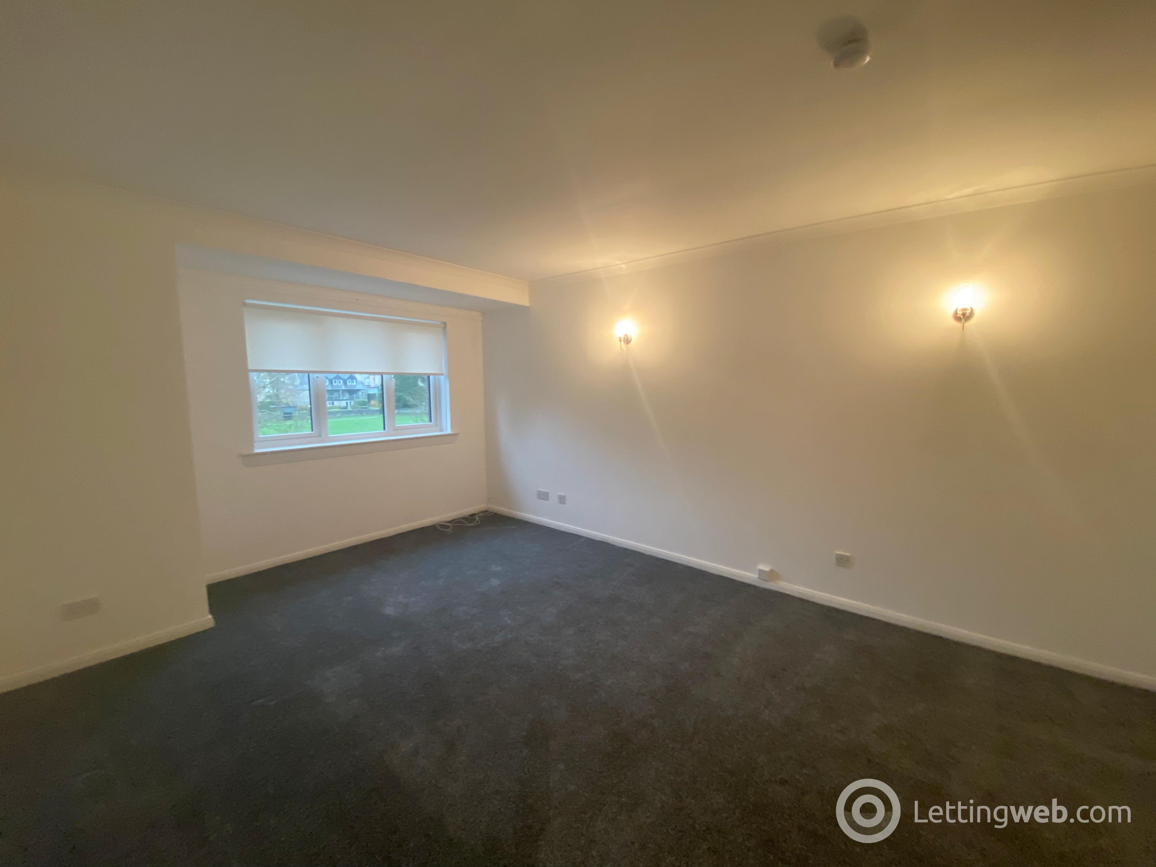 Property to rent in Park View, Strathaven, ML10 6NW