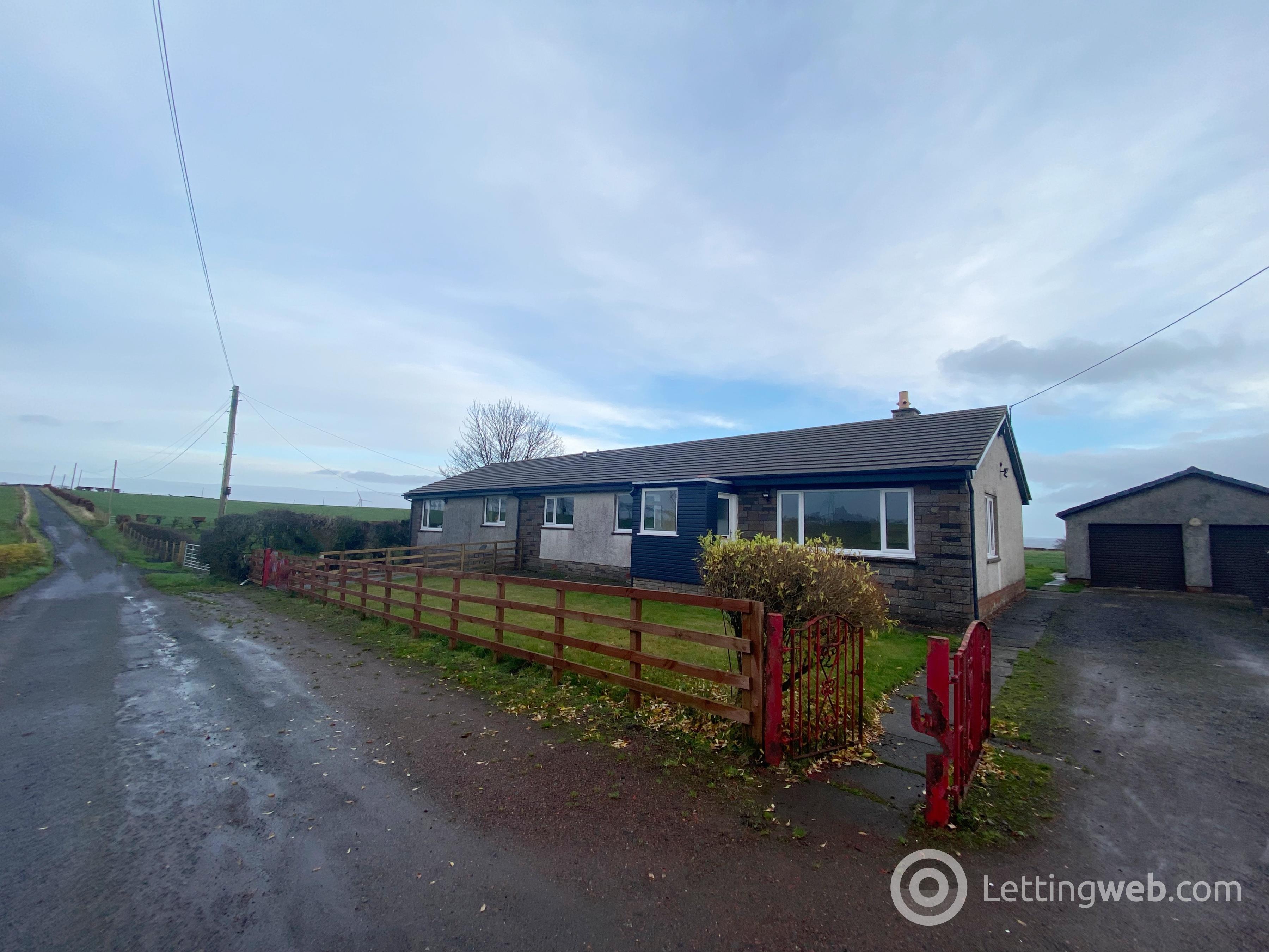 Property to rent in Crookedstonemuir Farm, Hamilton, ML3 7XP