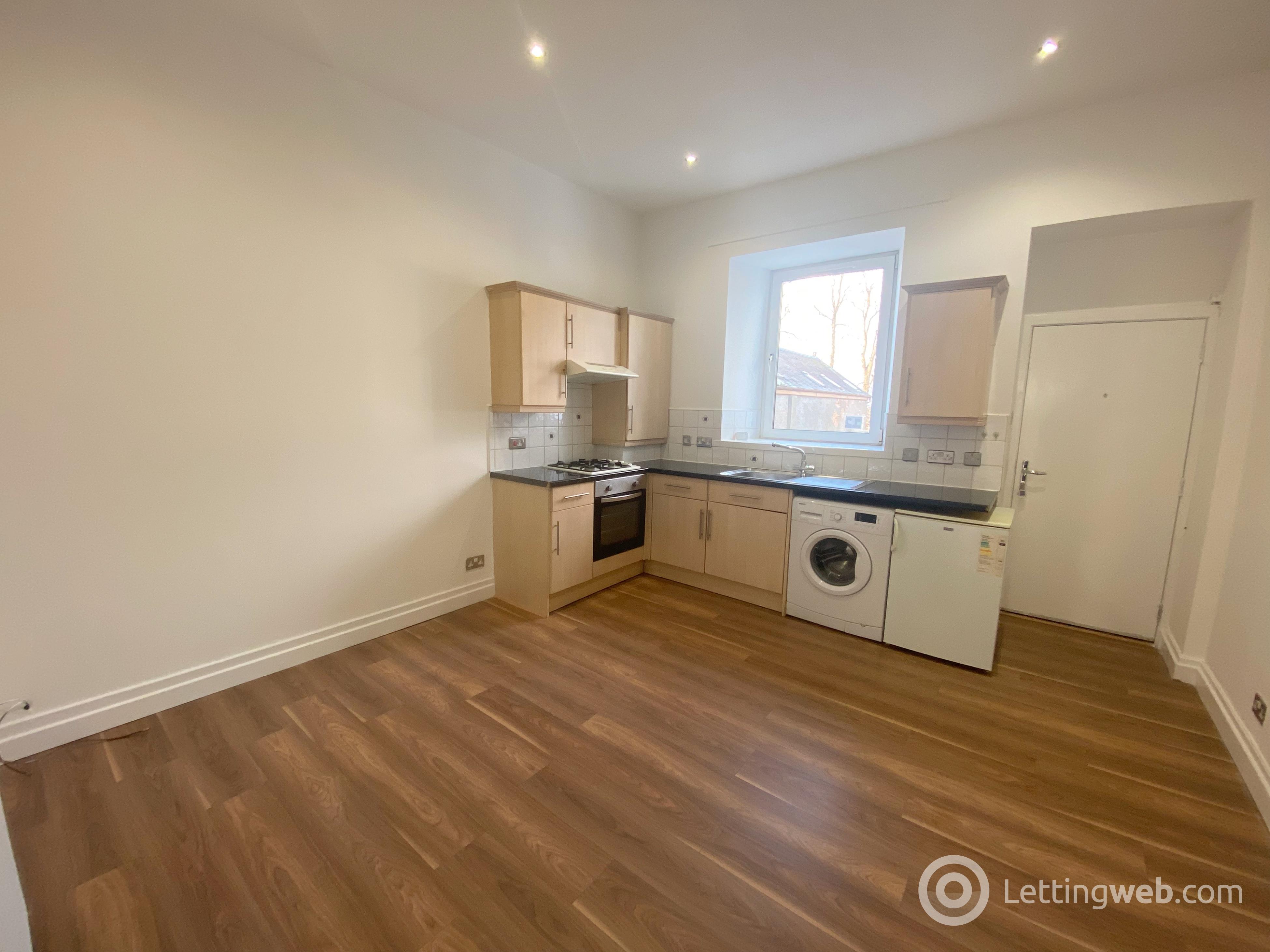Property to rent in Manse Road, Newmains, Wishaw, ML2 9AX