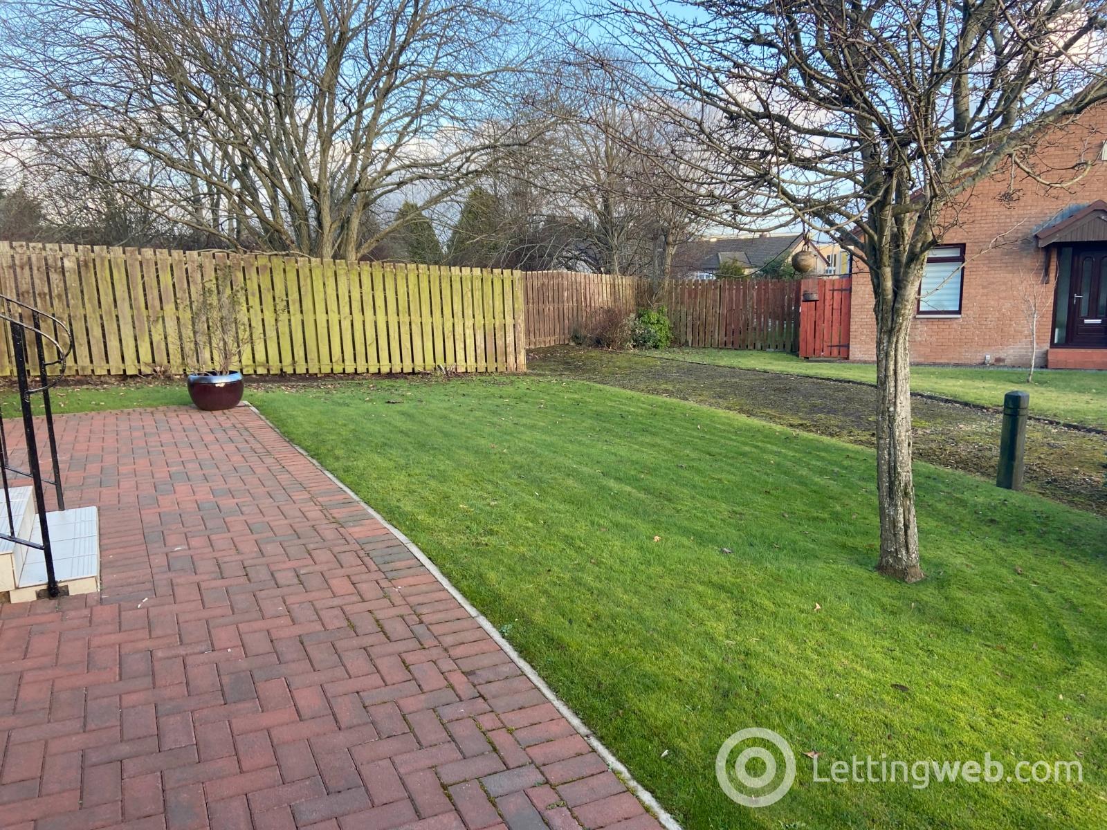 Property to rent in Brodie Place, Stonehouse, Larkhall, ML9 3NN