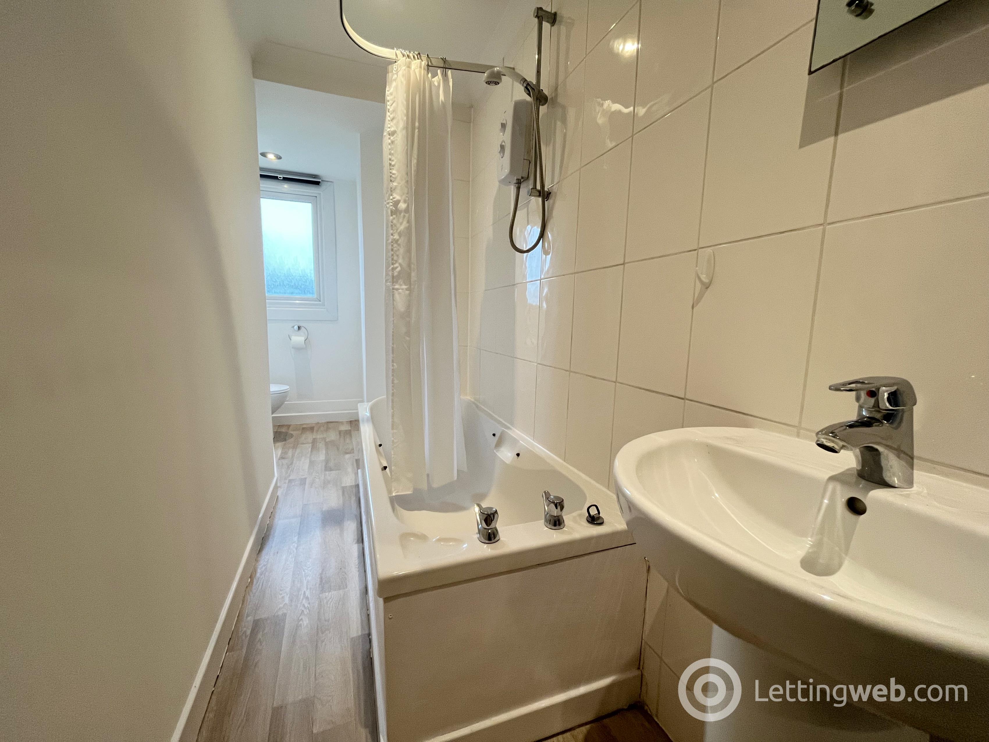 Property to rent in Croftbank Crescent, Bothwell, Glasgow, G71 8RS