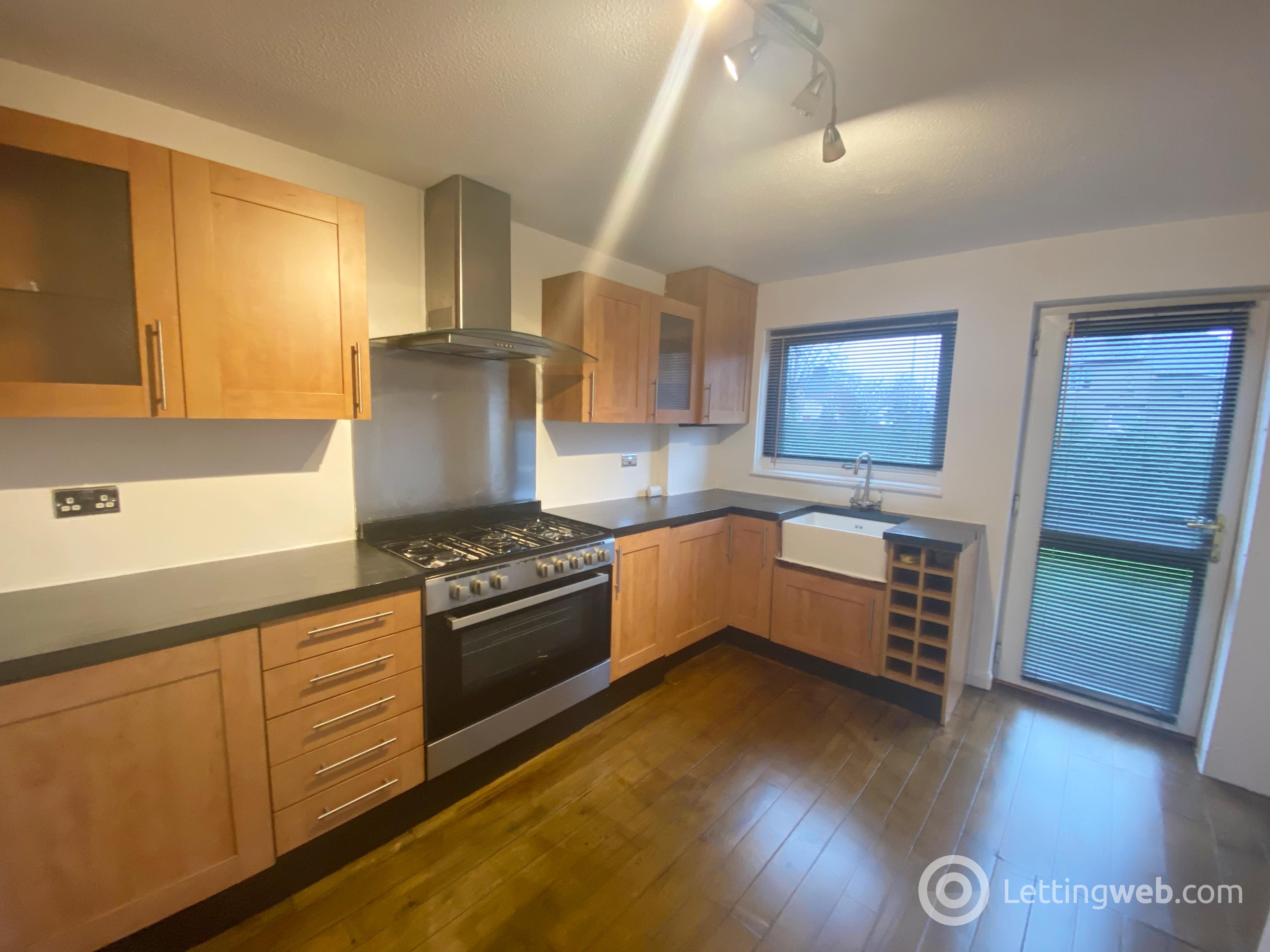 Property to rent in Mournian Way, Hamilton