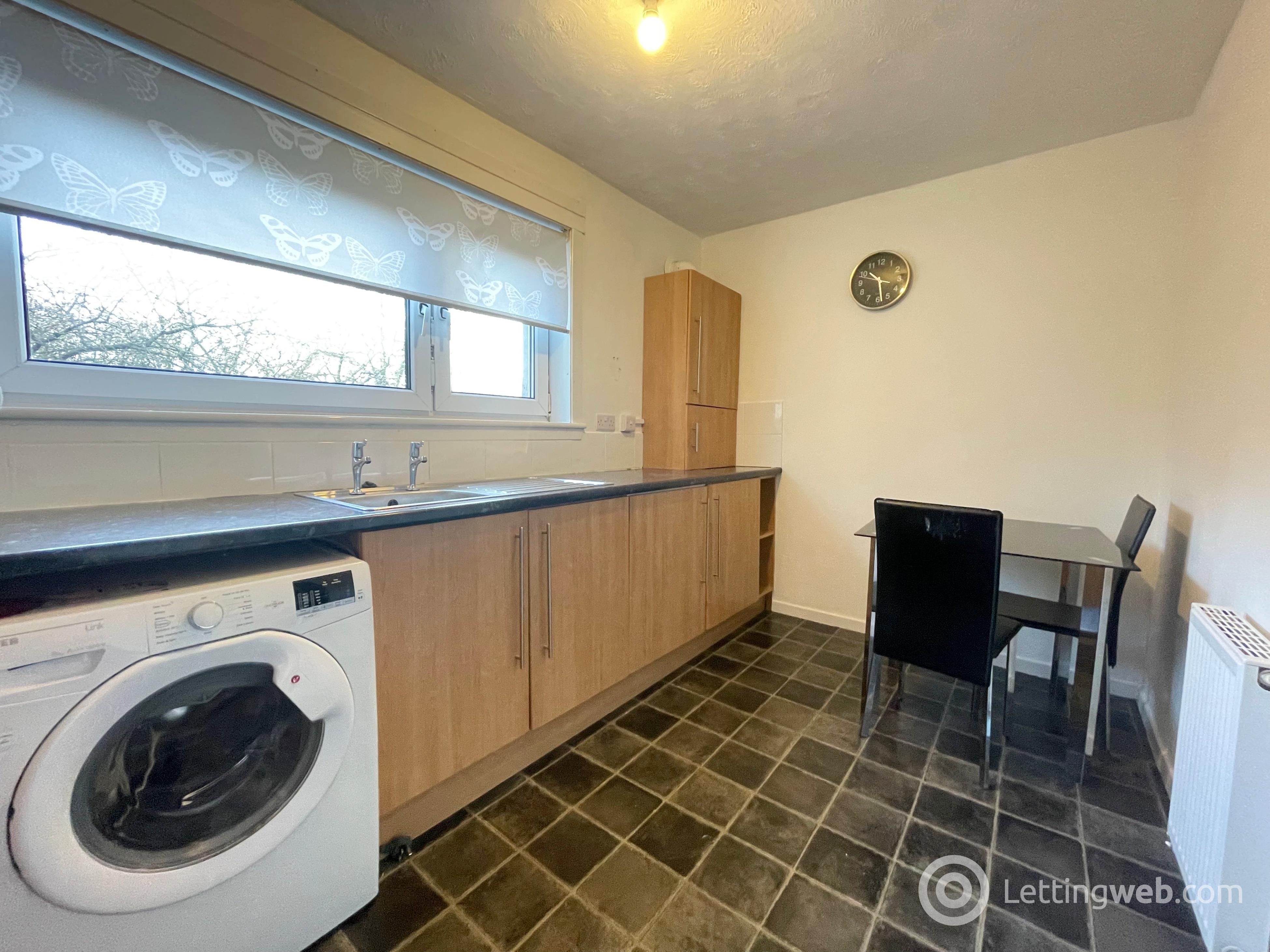 Property to rent in Pine Crescent, East Kilbride, Glasgow, G75 9HL