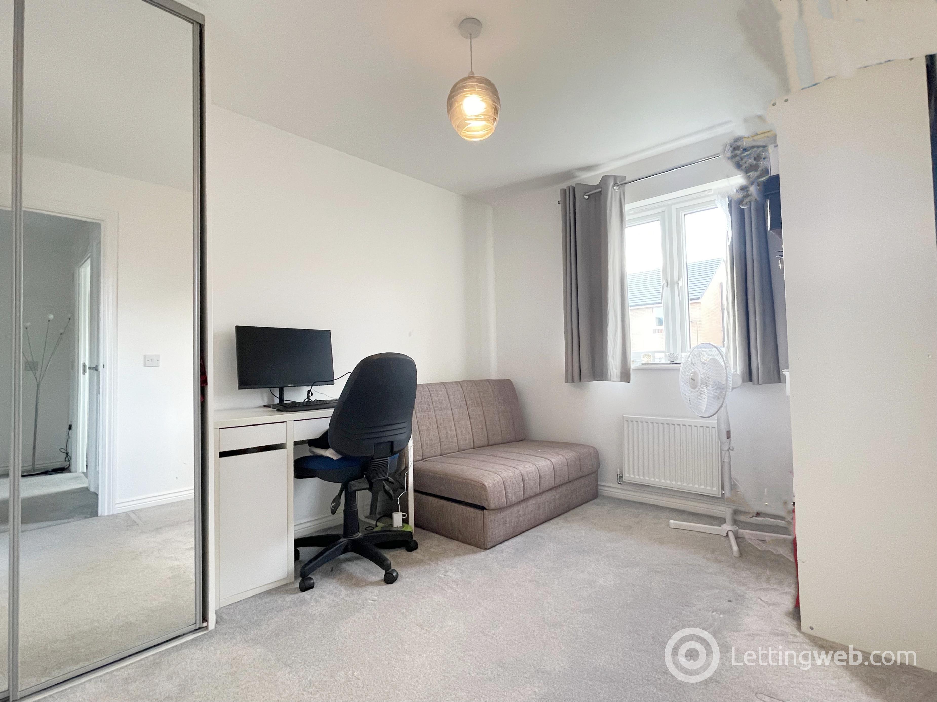 Property to rent in Rickard Avenue, Strathaven, ML10 6GW