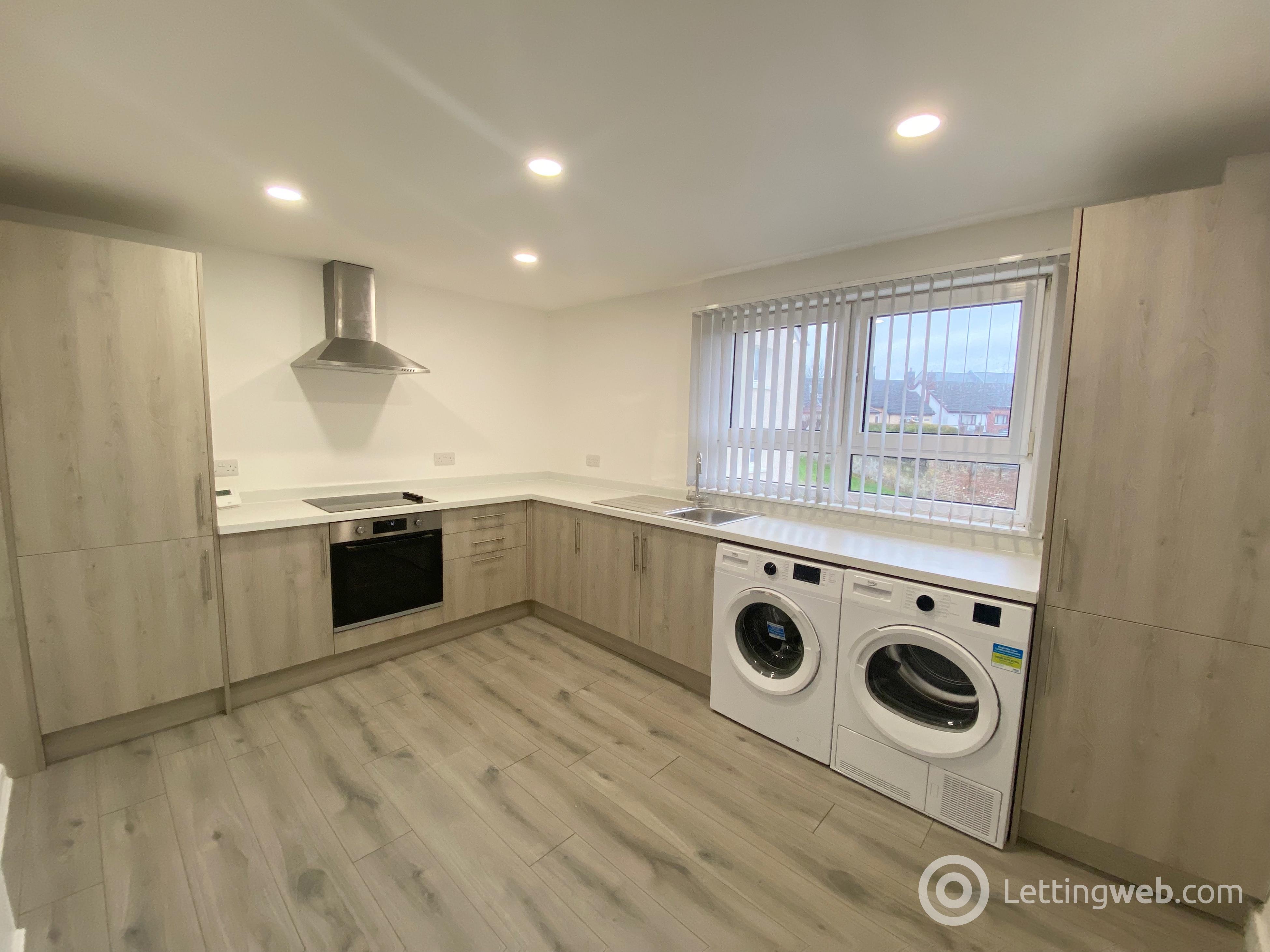 Property to rent in Scott's Place, Airdrie, ML6 6BB