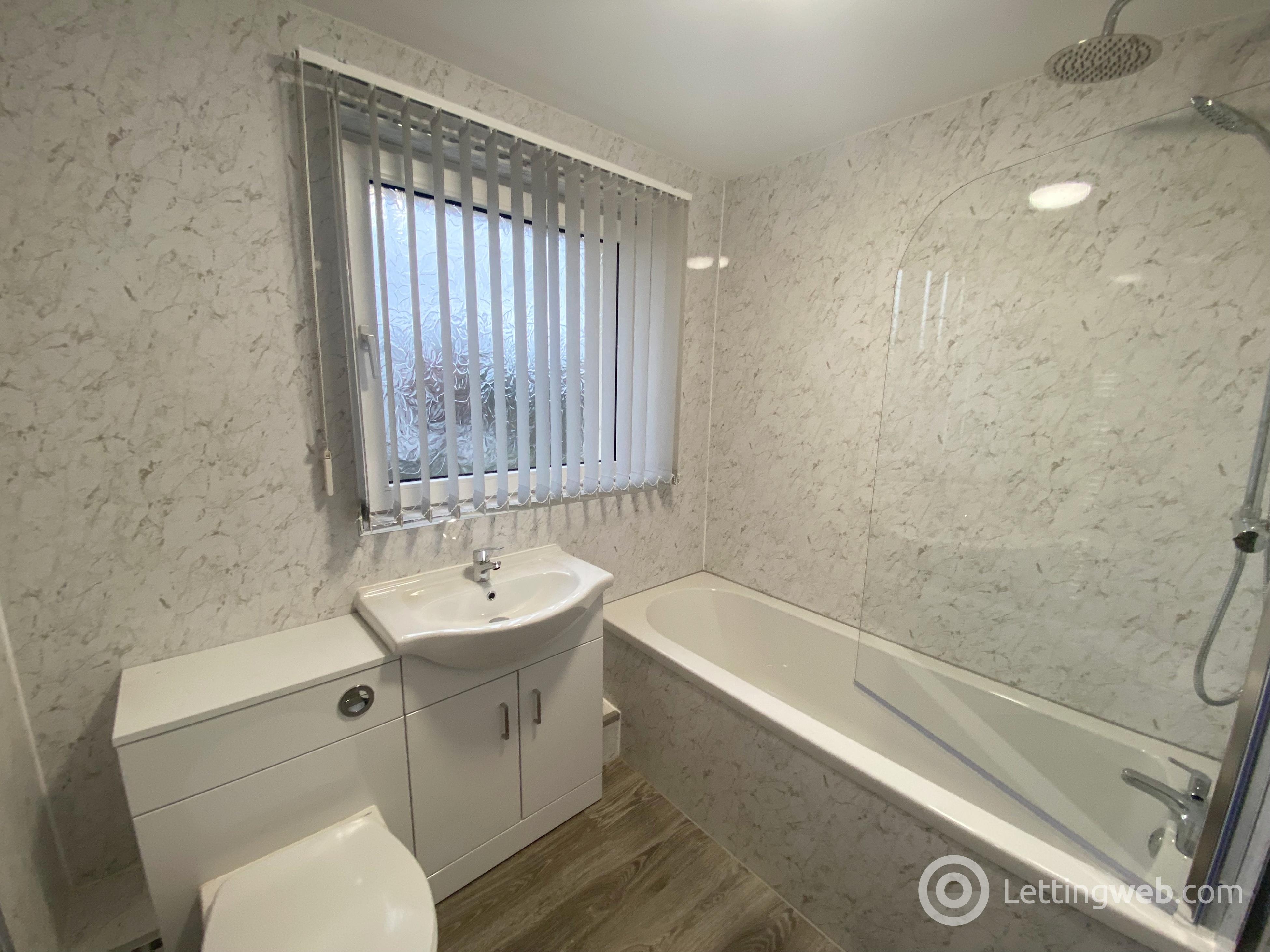 Property to rent in Scott's Place, Airdrie, ML6 6BB
