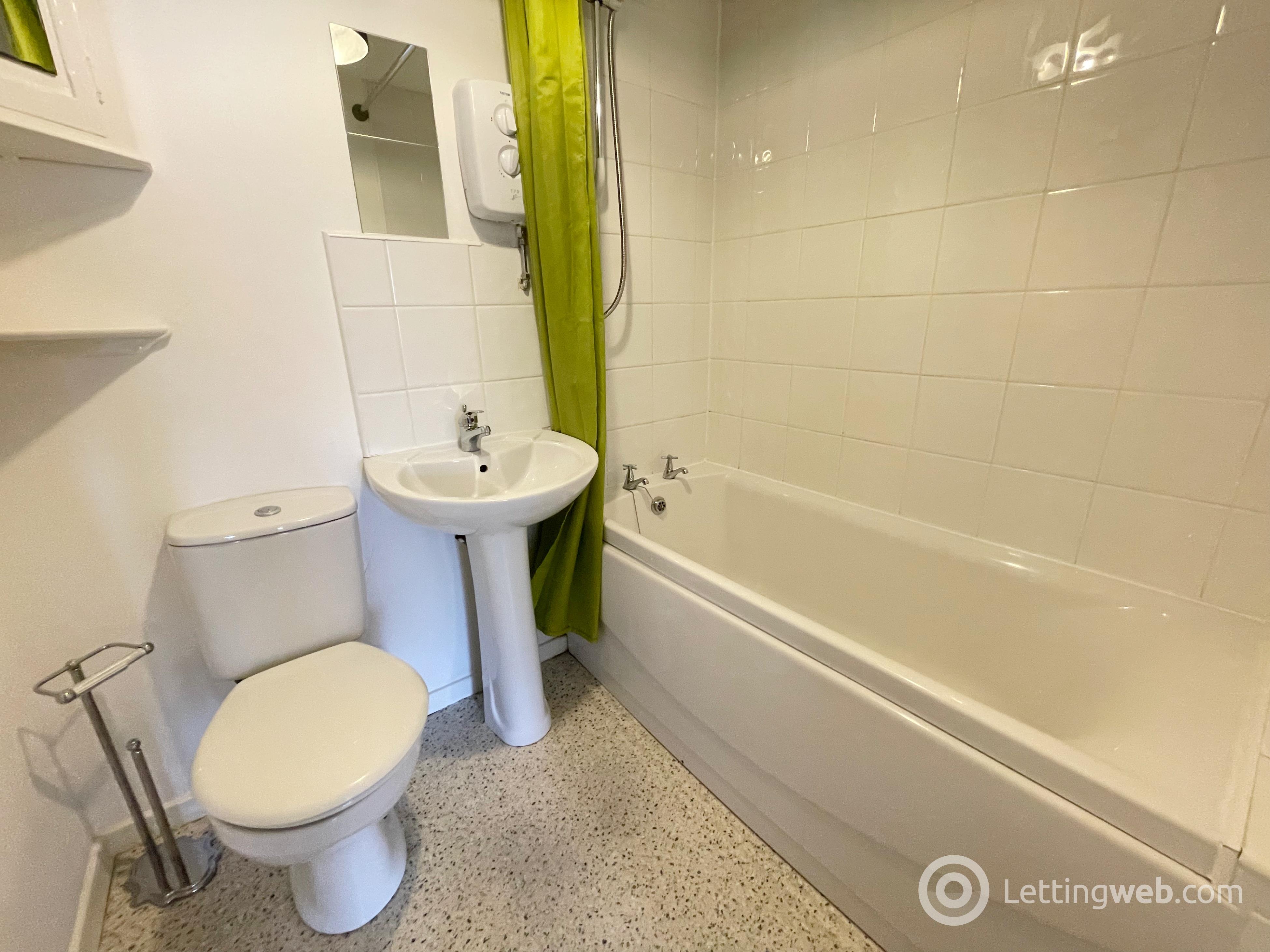 Property to rent in Avon House, The Furlongs, Hamilton, ML3 0BL