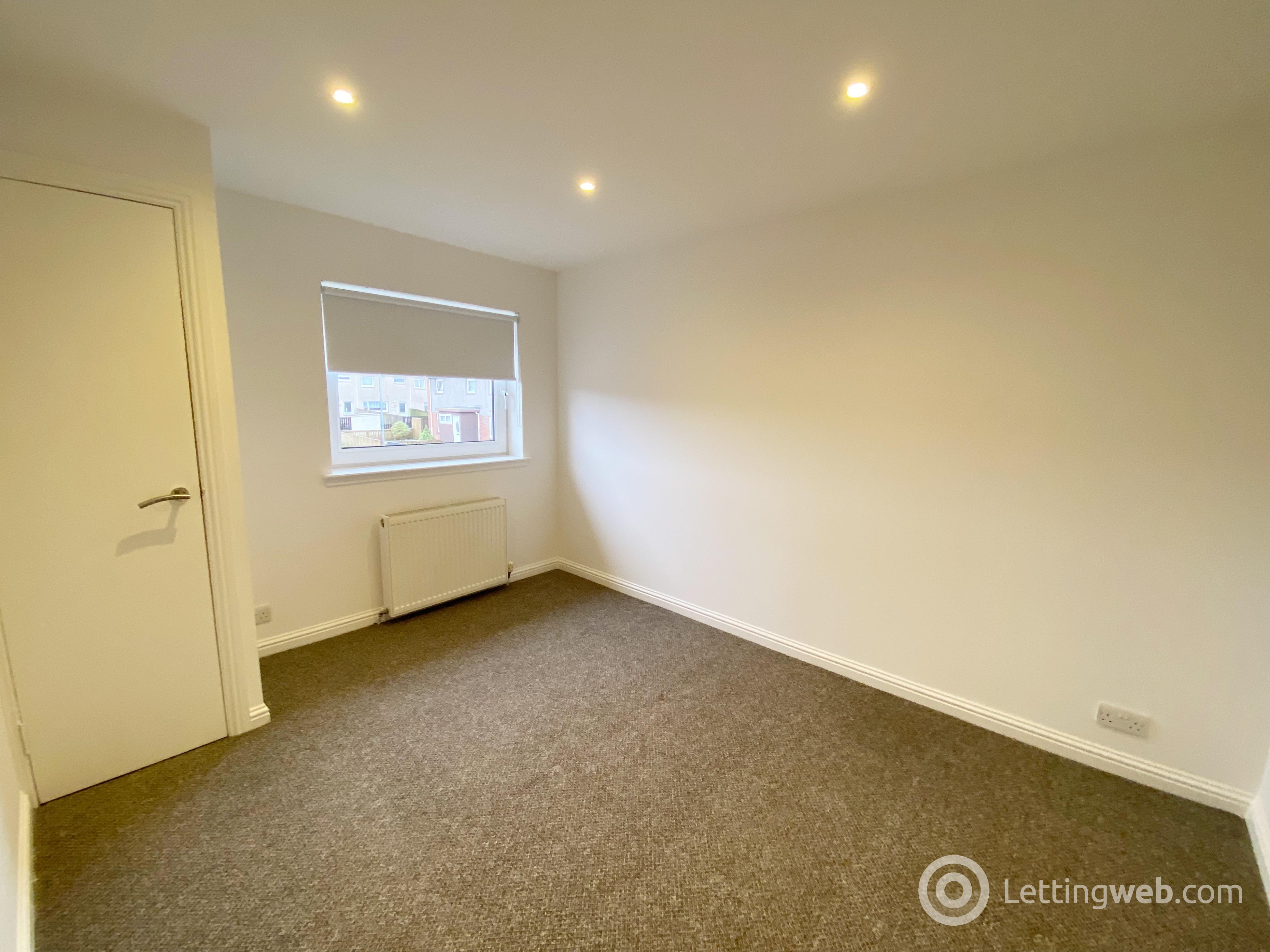 Property to rent in Kames Road, Shotts, ML7 4JD