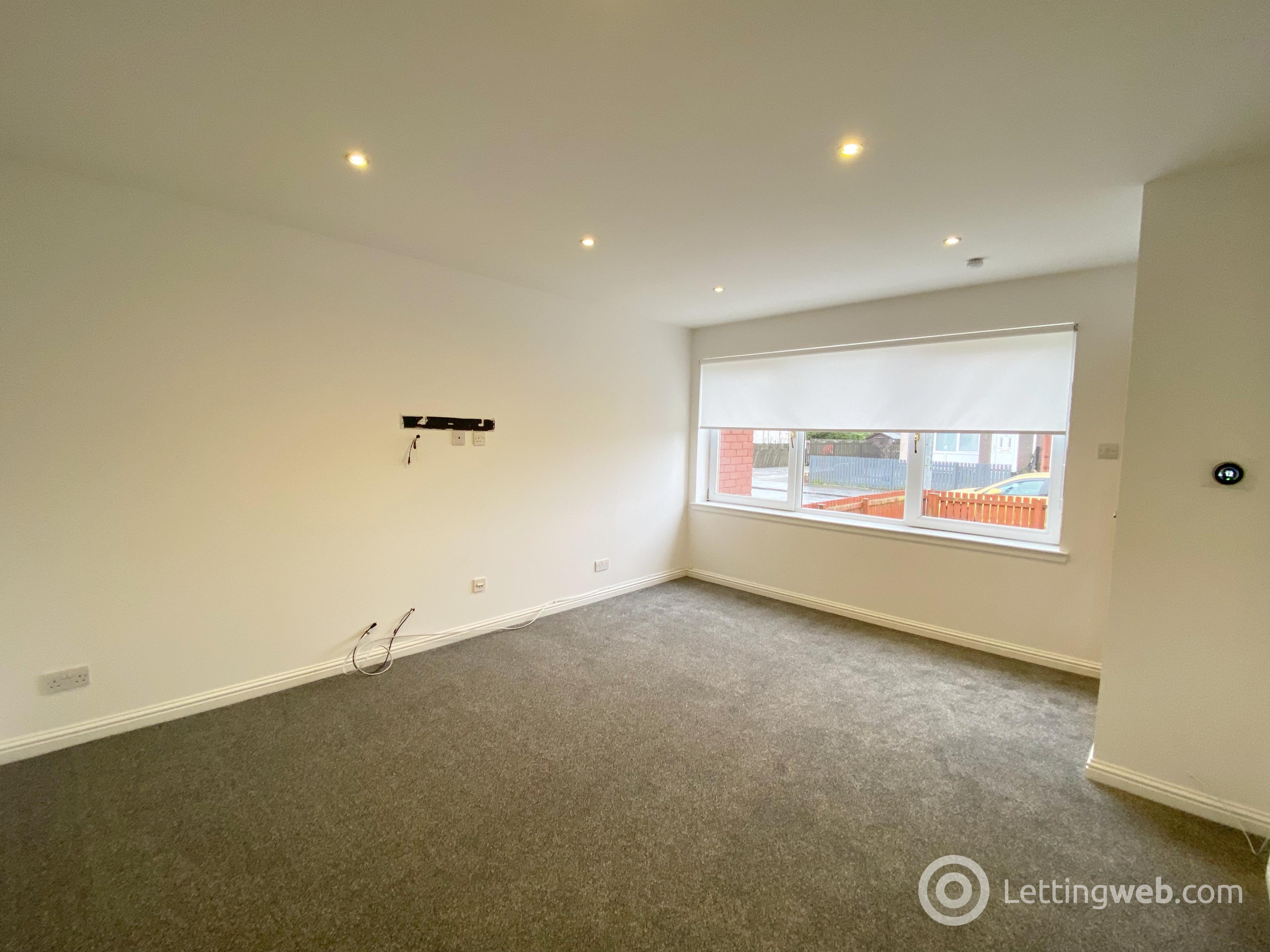 Property to rent in Kames Road, Shotts, ML7 4JD