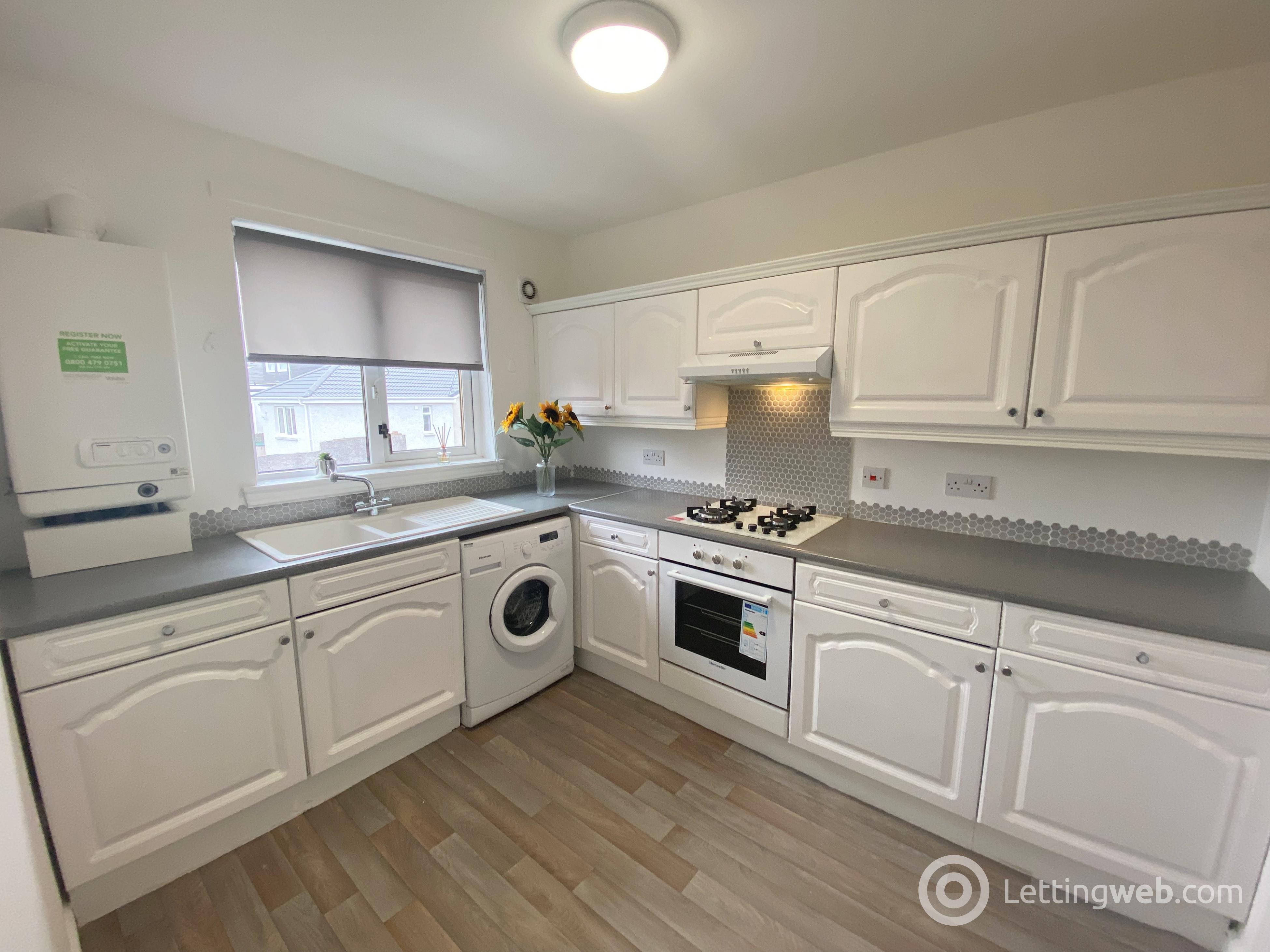 Property to rent in Muir Street, Larkhall, ML9 2BQ