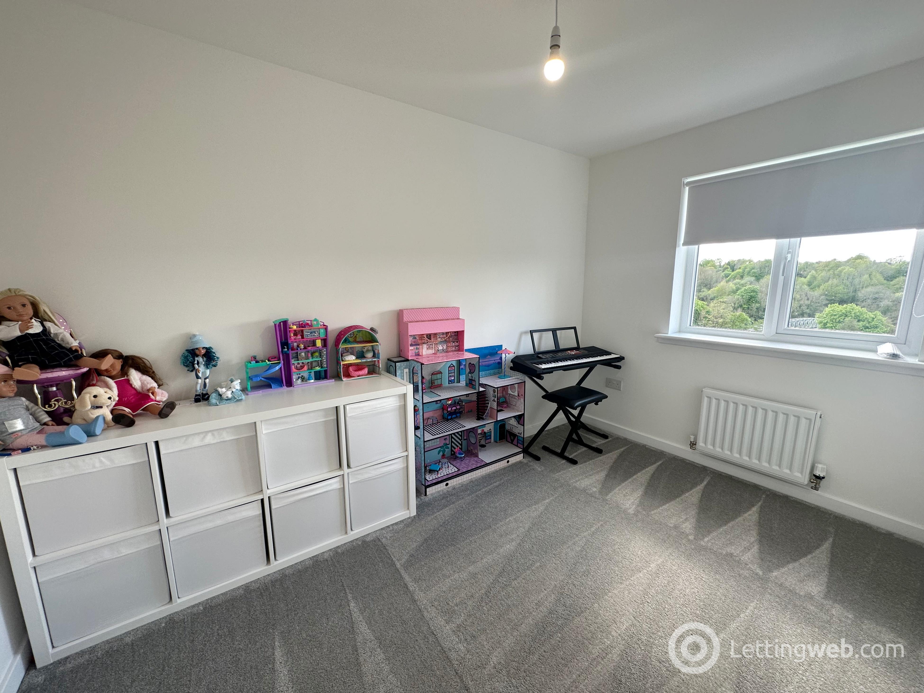 Property to rent in Pailis Crescent, Bothwell, Glasgow, G71 8FP