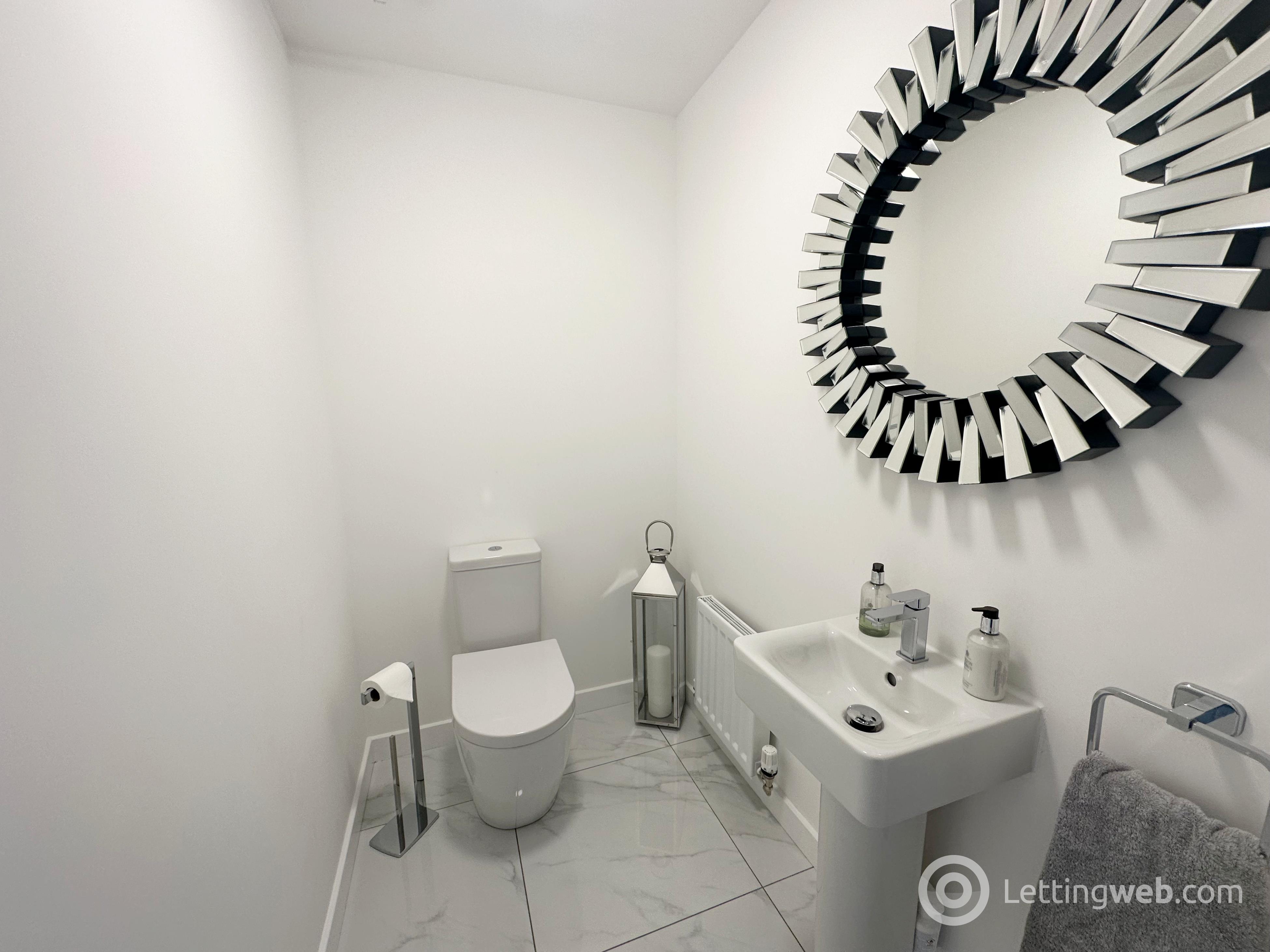 Property to rent in Pailis Crescent, Bothwell, Glasgow, G71 8FP