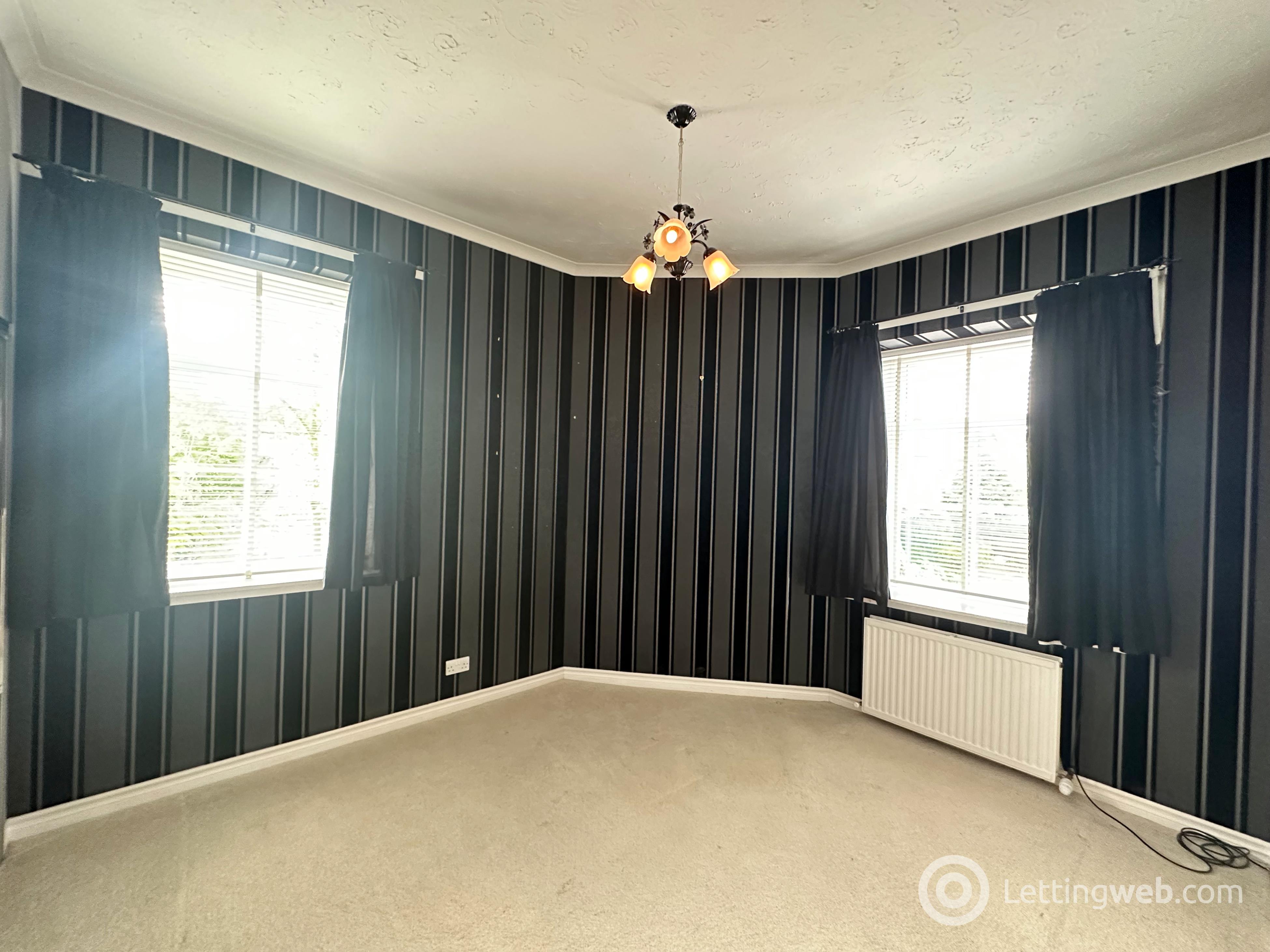 Property to rent in Dunlop Court, Strathaven, ML10 6LW
