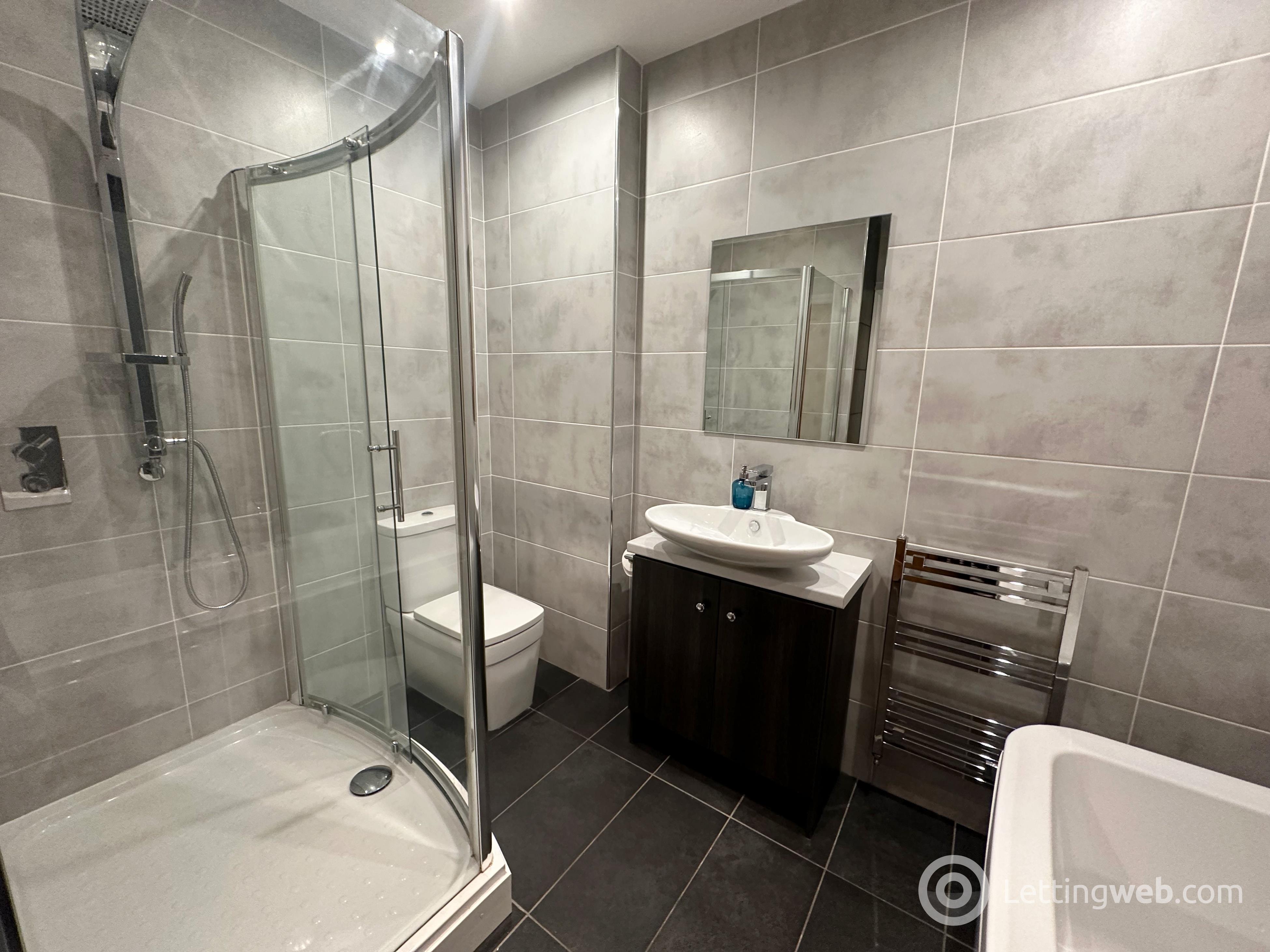 Property to rent in Dunlop Court, Strathaven, ML10 6LW