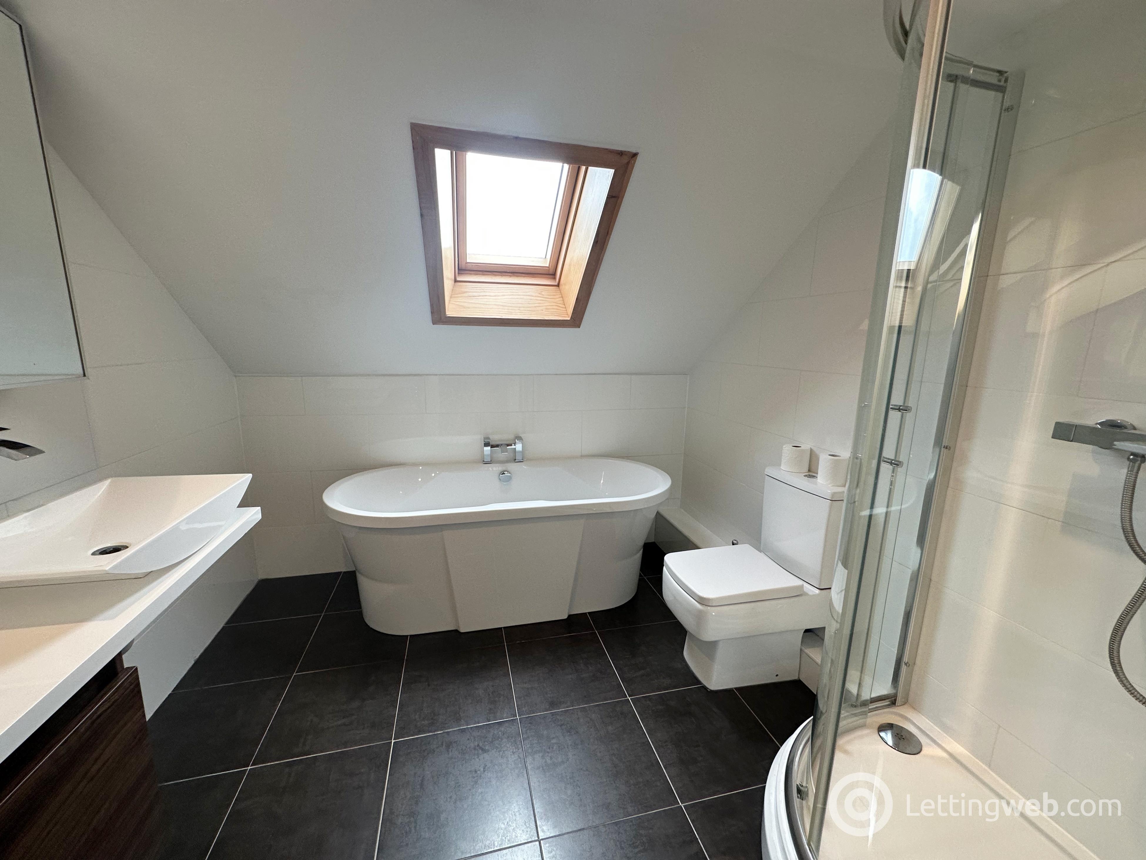 Property to rent in Dunlop Court, Strathaven, ML10 6LW