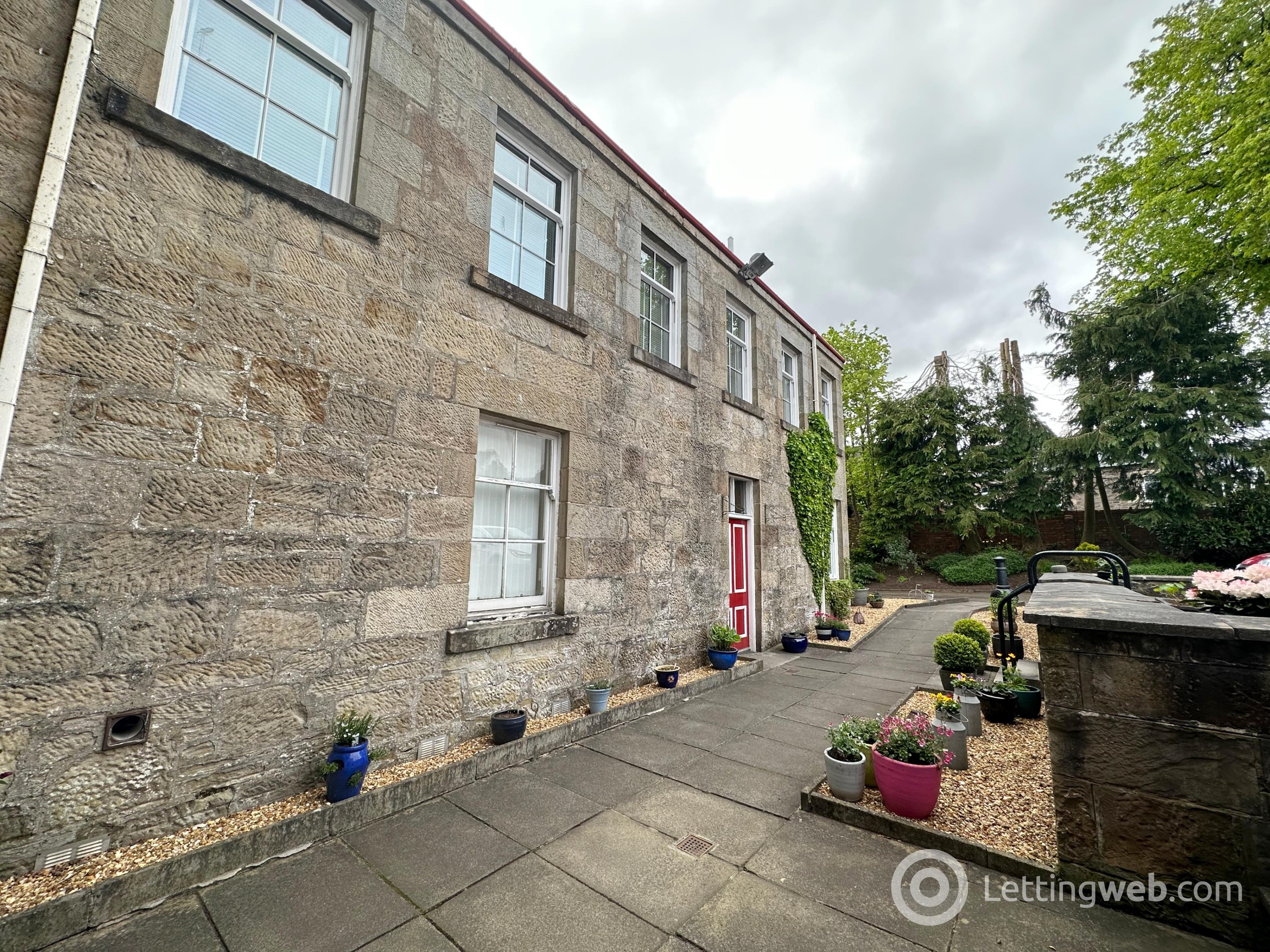 Property to rent in Dunlop Court, Strathaven, ML10 6LW