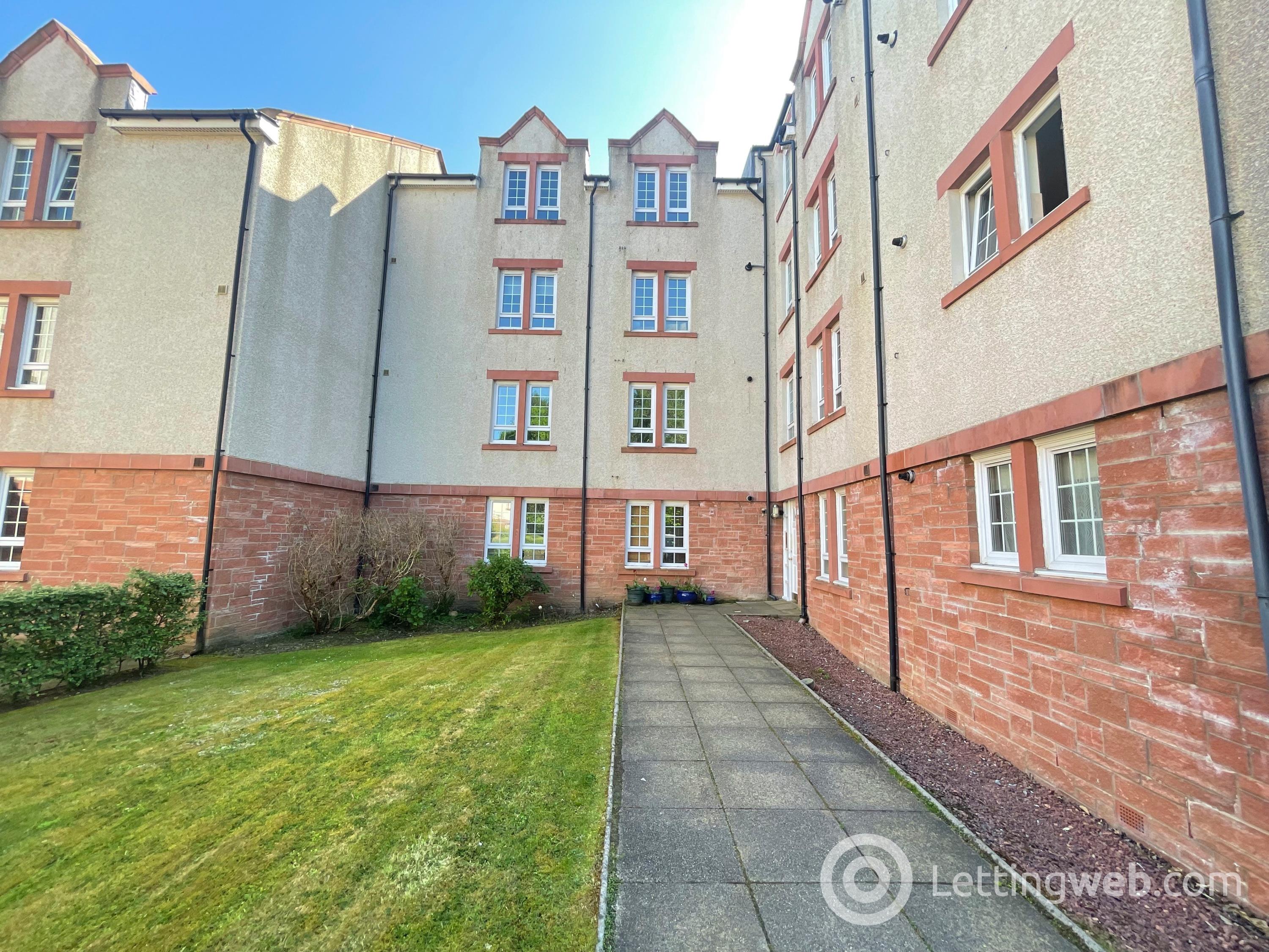 Property to rent in The Fairways, Bothwell, Glasgow, G71 8PB