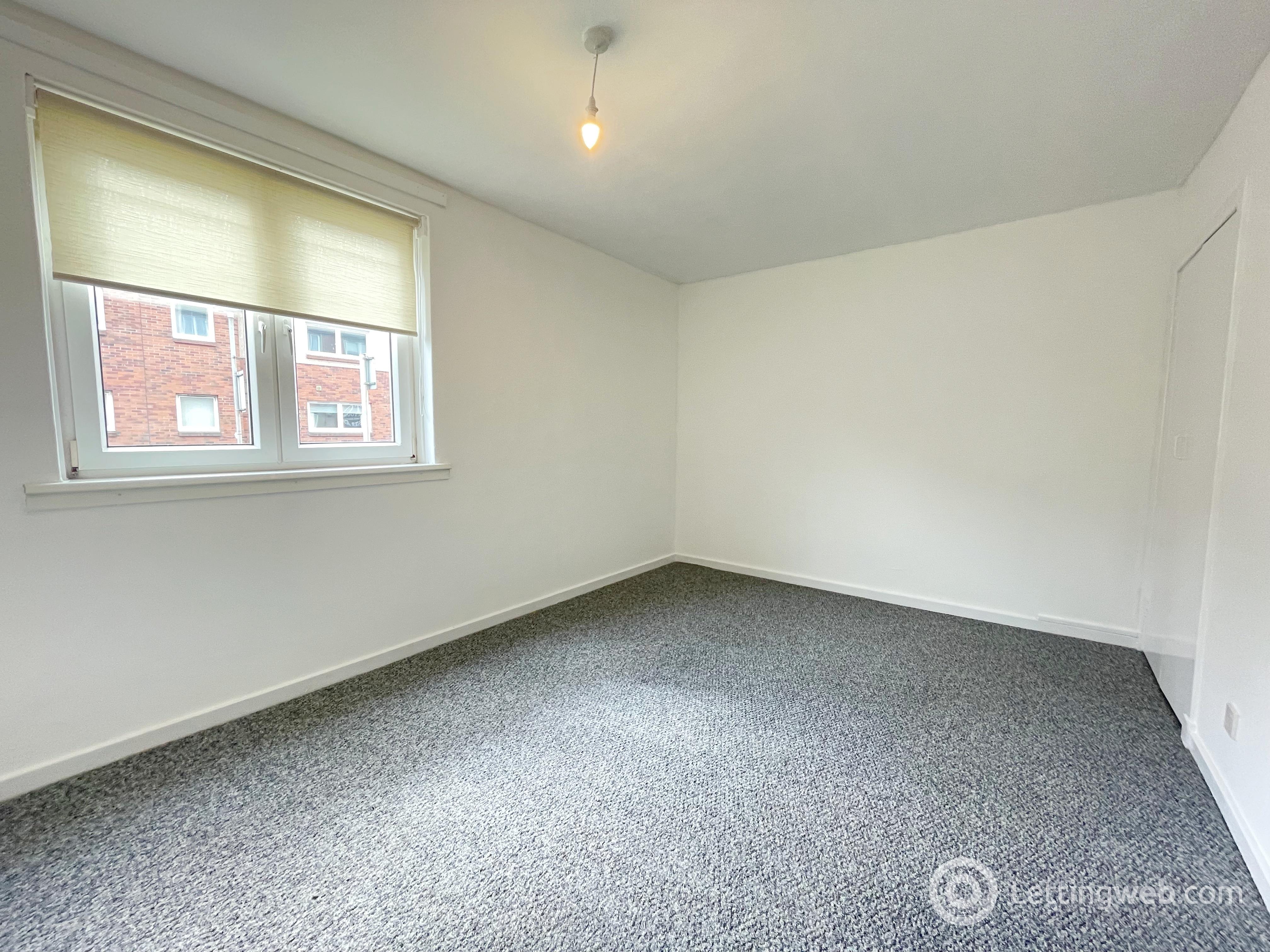 Property to rent in 94B, High Street, Airdrie, ML6 0DX