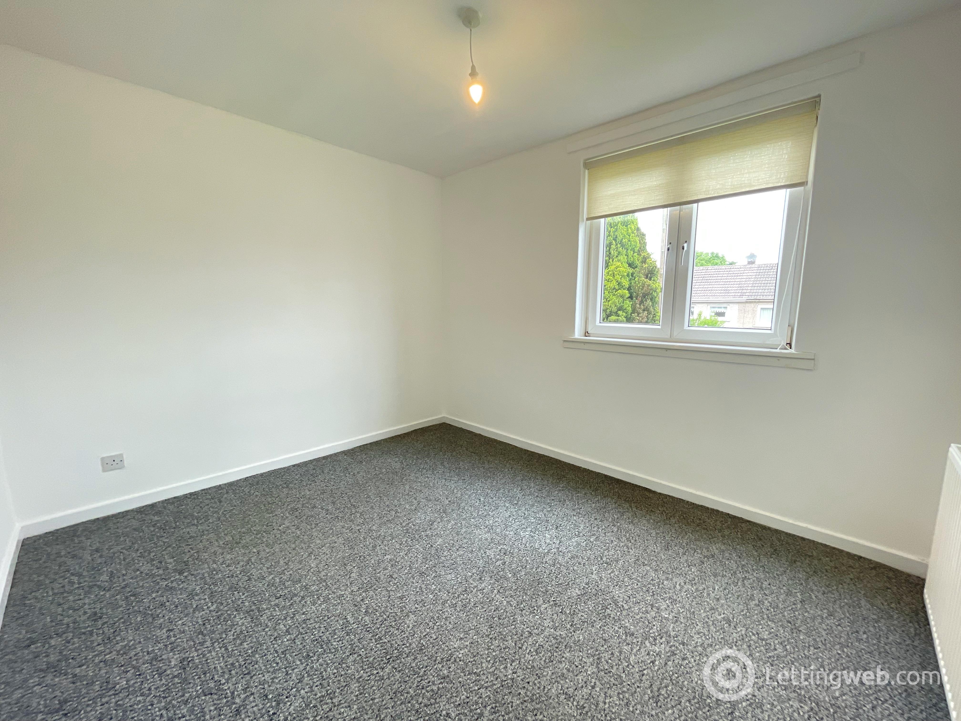 Property to rent in 94B, High Street, Airdrie, ML6 0DX