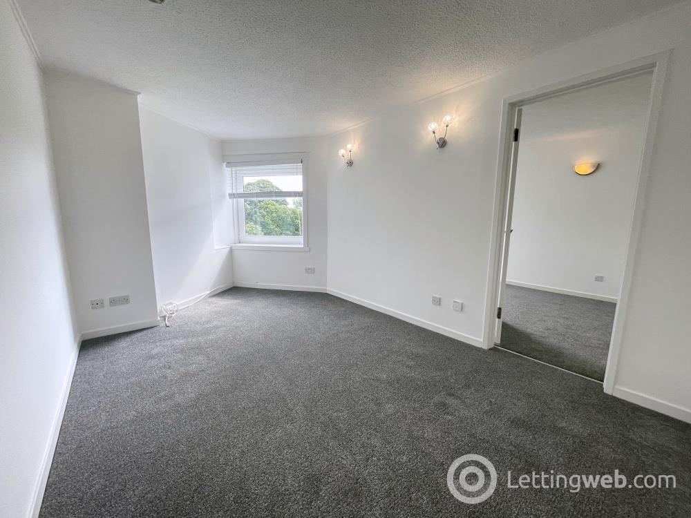 Property to rent in Cadozw House, Hamilton