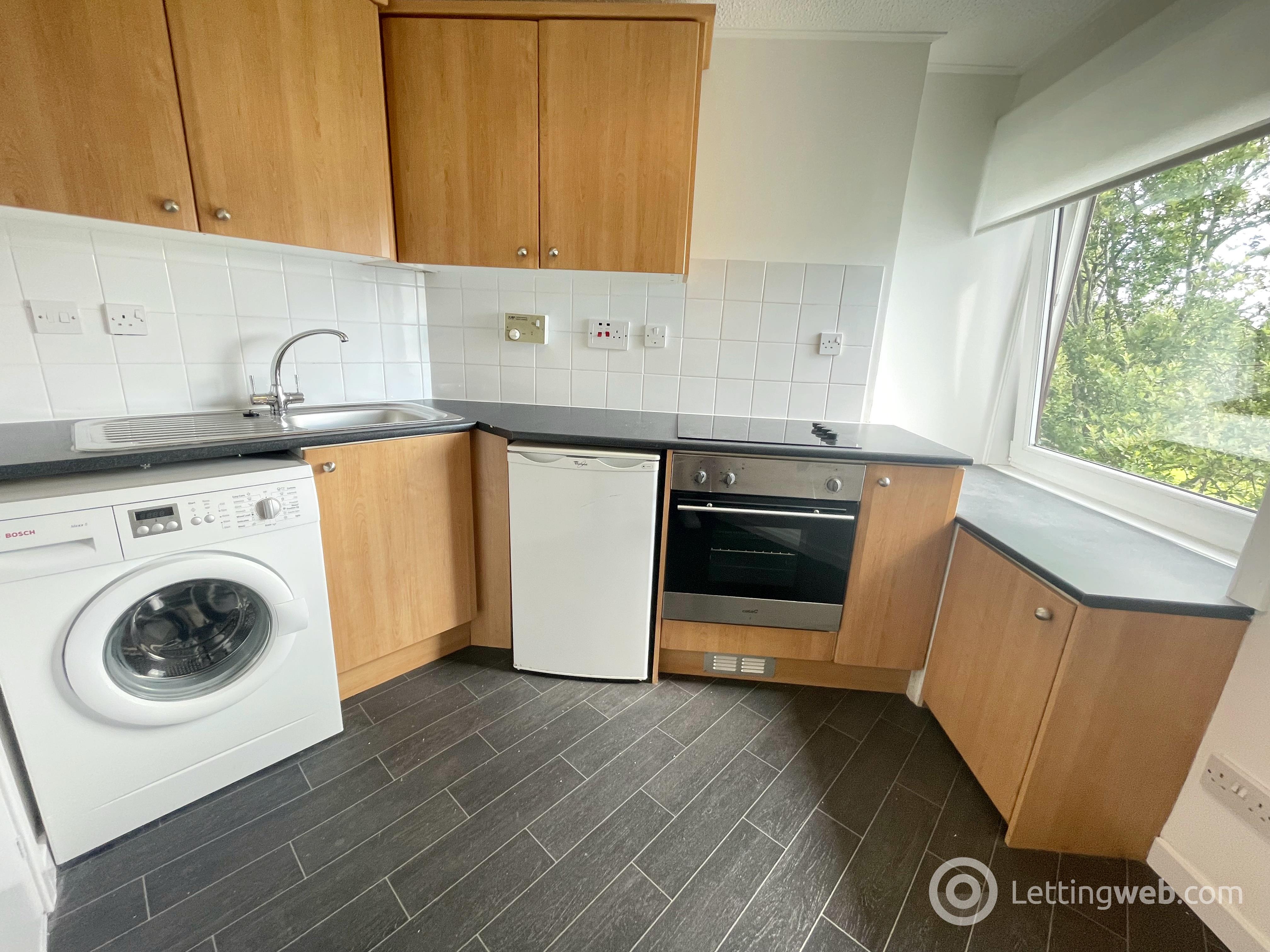 Property to rent in Cadozw House, Hamilton