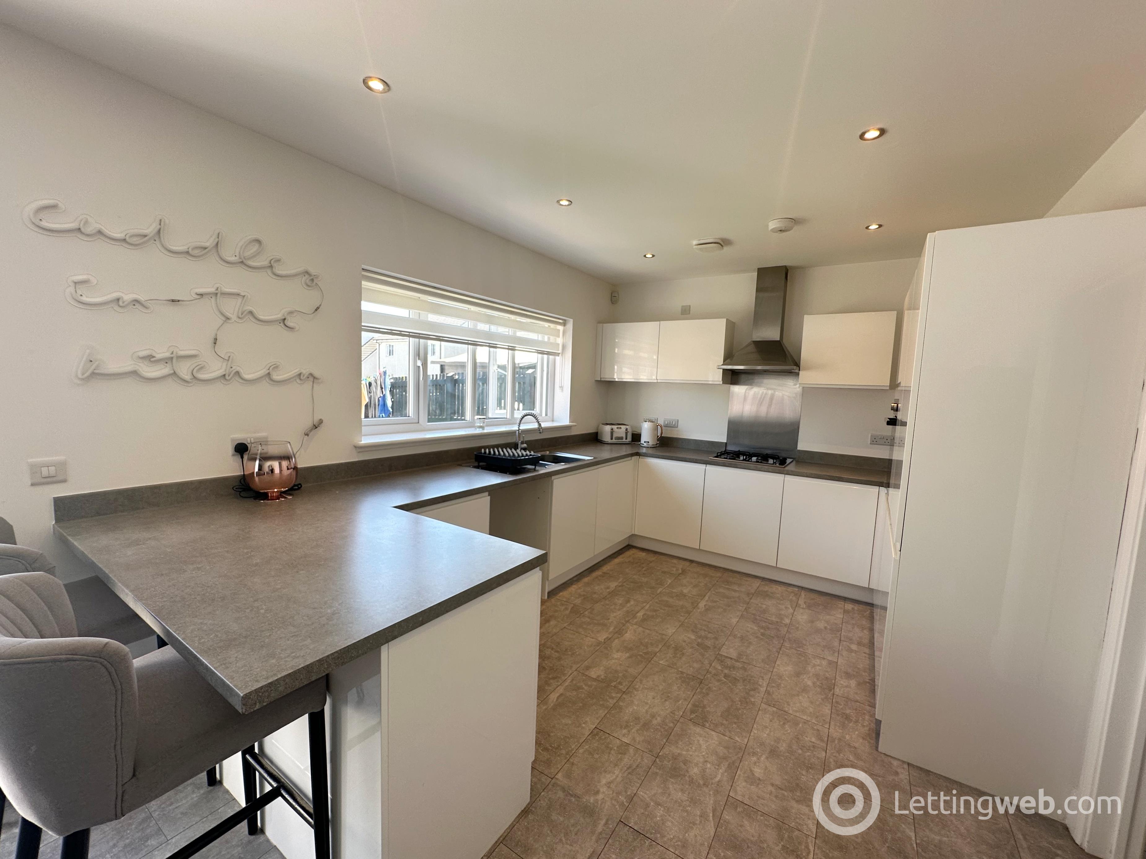 Property to rent in Daisy Drive, Cambuslang, Glasgow, G72 6WW