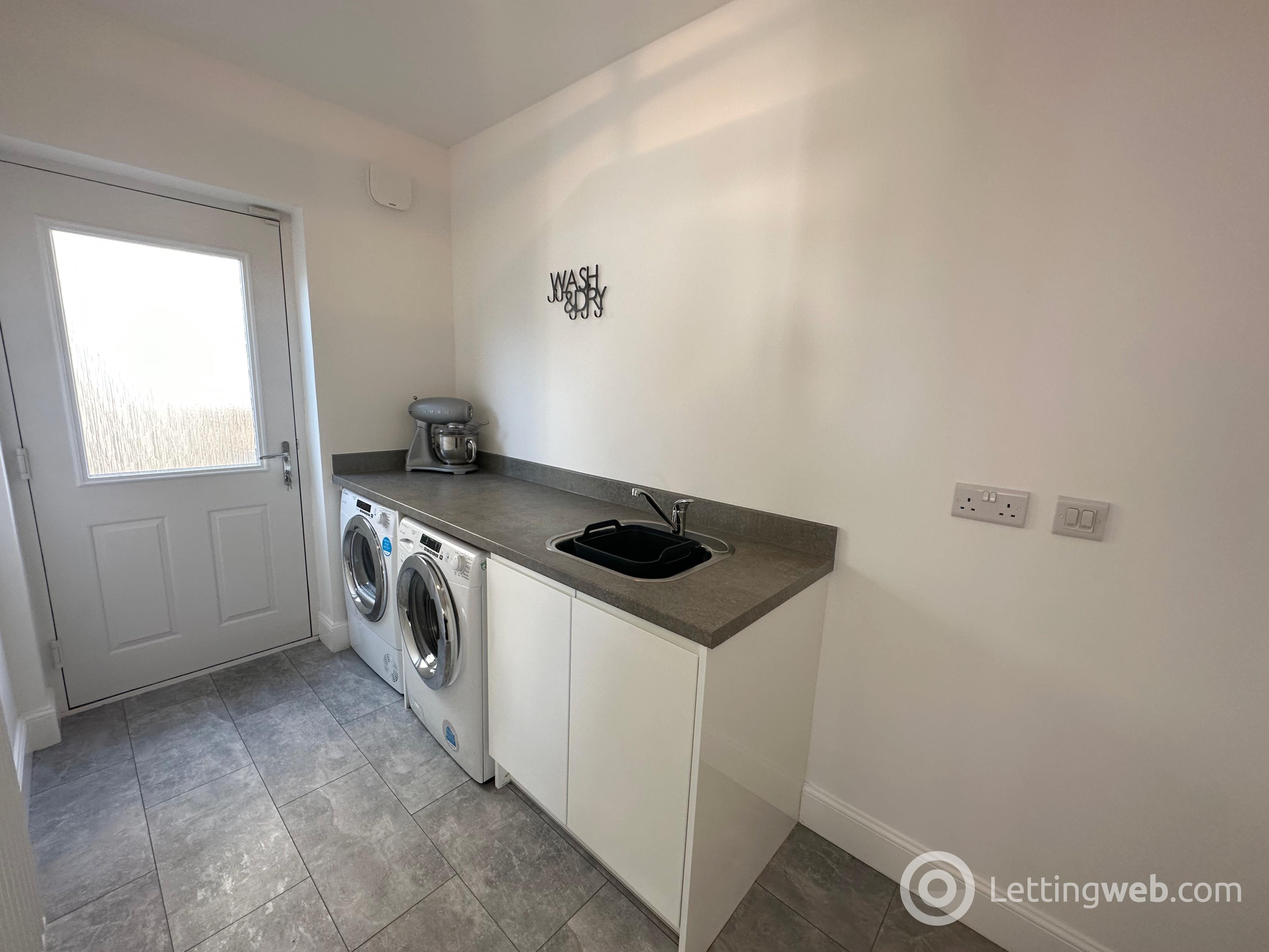 Property to rent in Daisy Drive, Cambuslang, Glasgow, G72 6WW