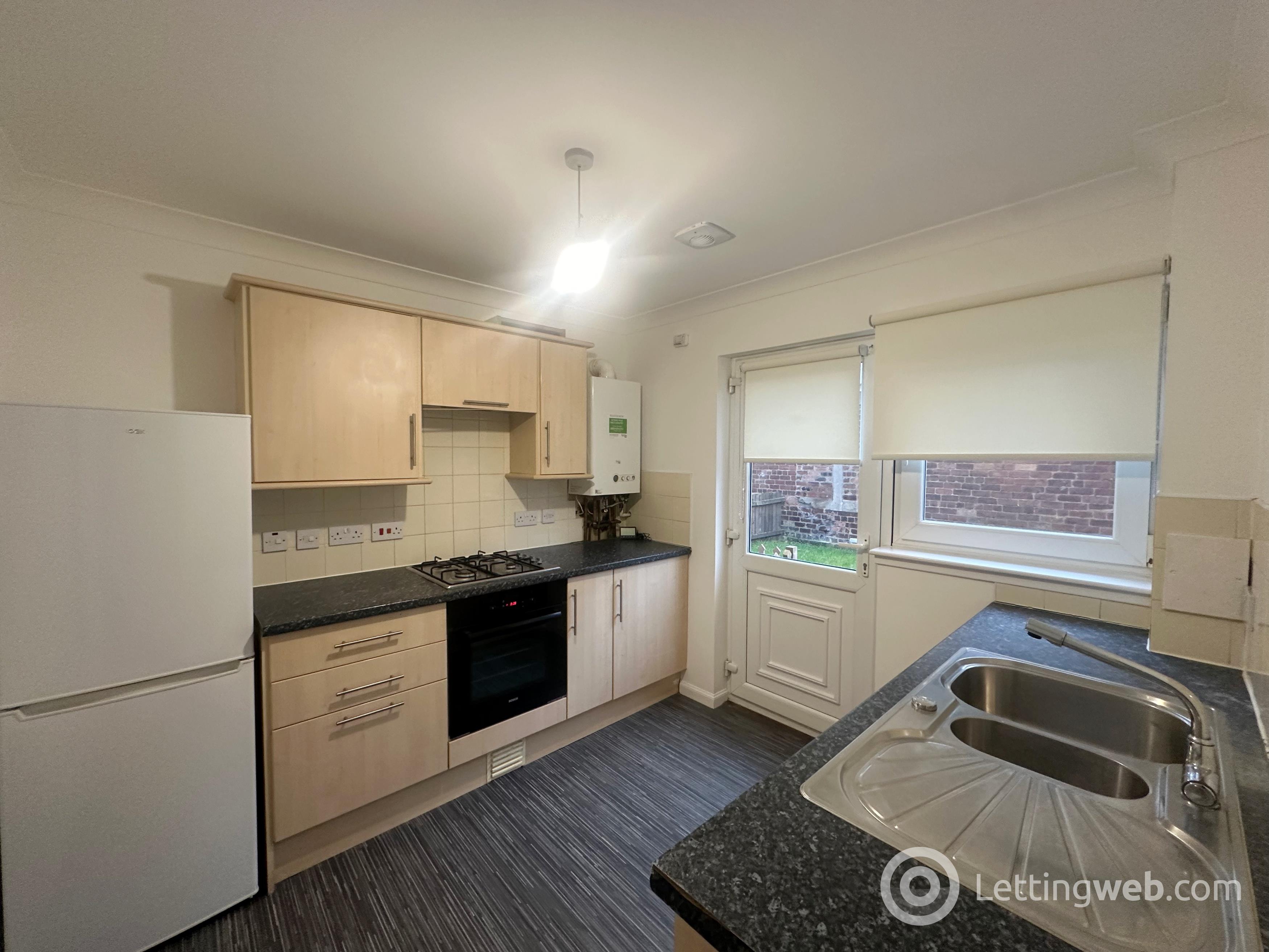 Property to rent in Mill Place, Uddingston, Glasgow, G71 7PG