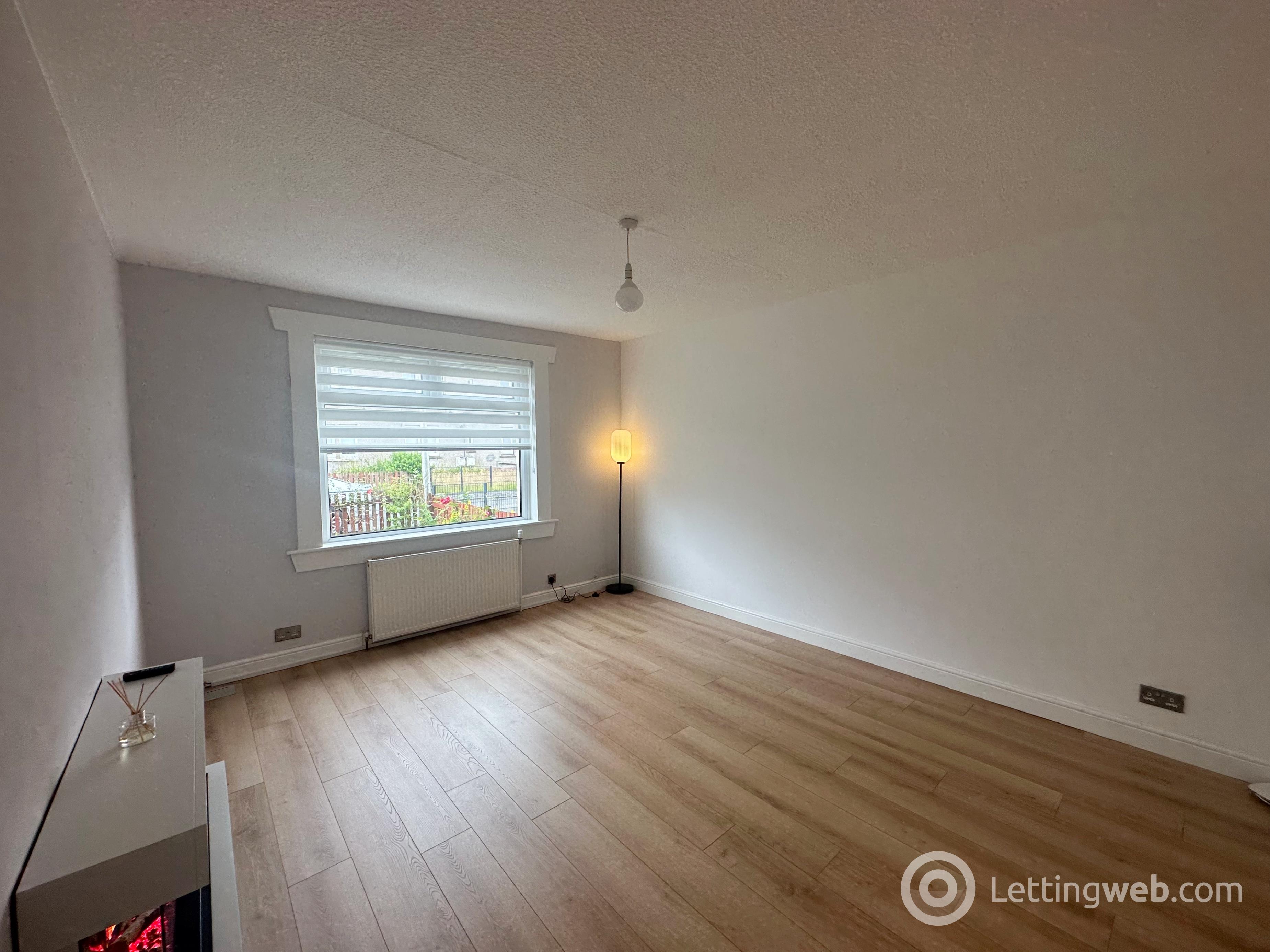 Property to rent in Park Crescent, Strathaven, ML10 6NQ