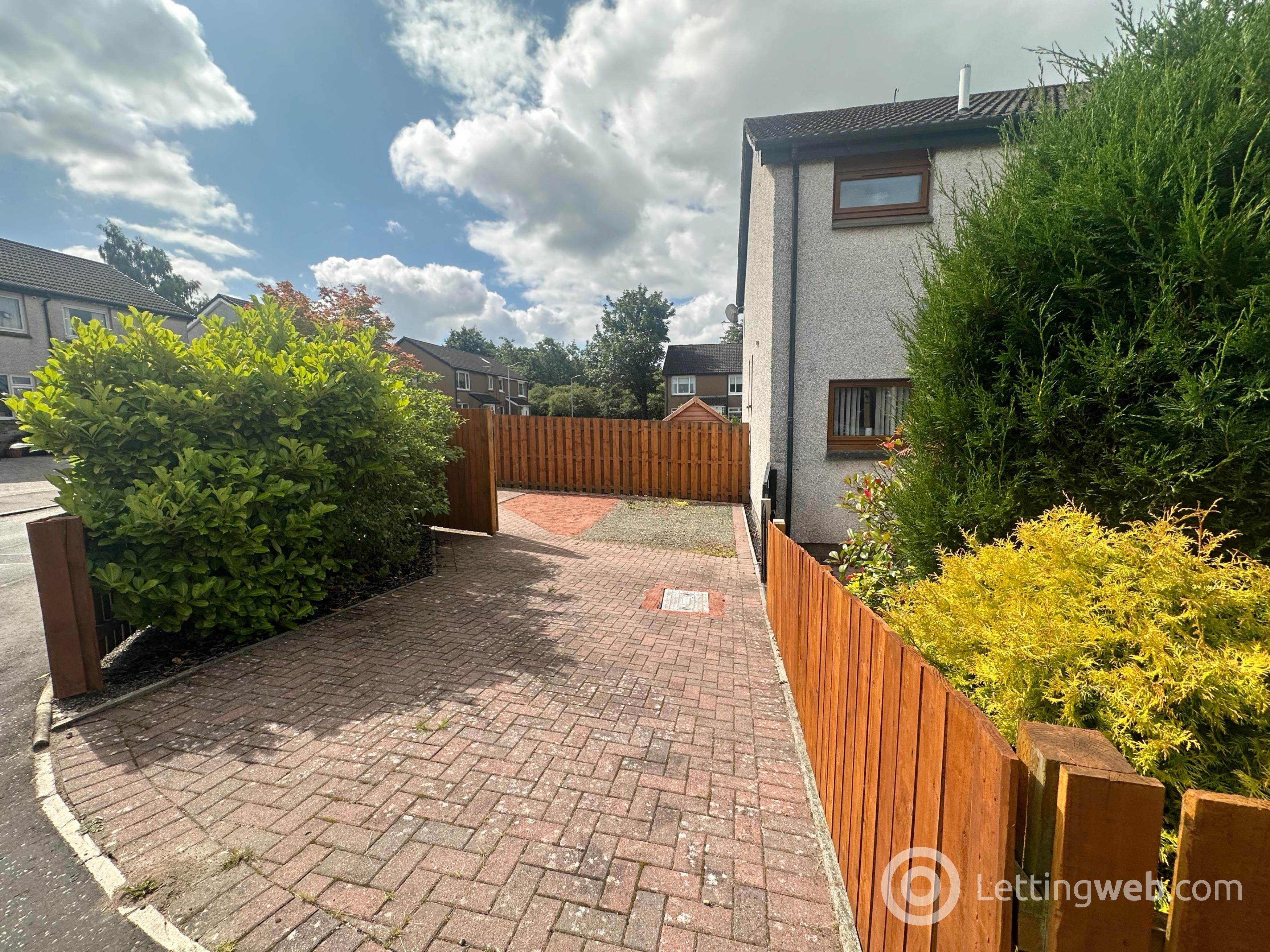Property to rent in Mossbank Crescent, Motherwell, ML1 5TE