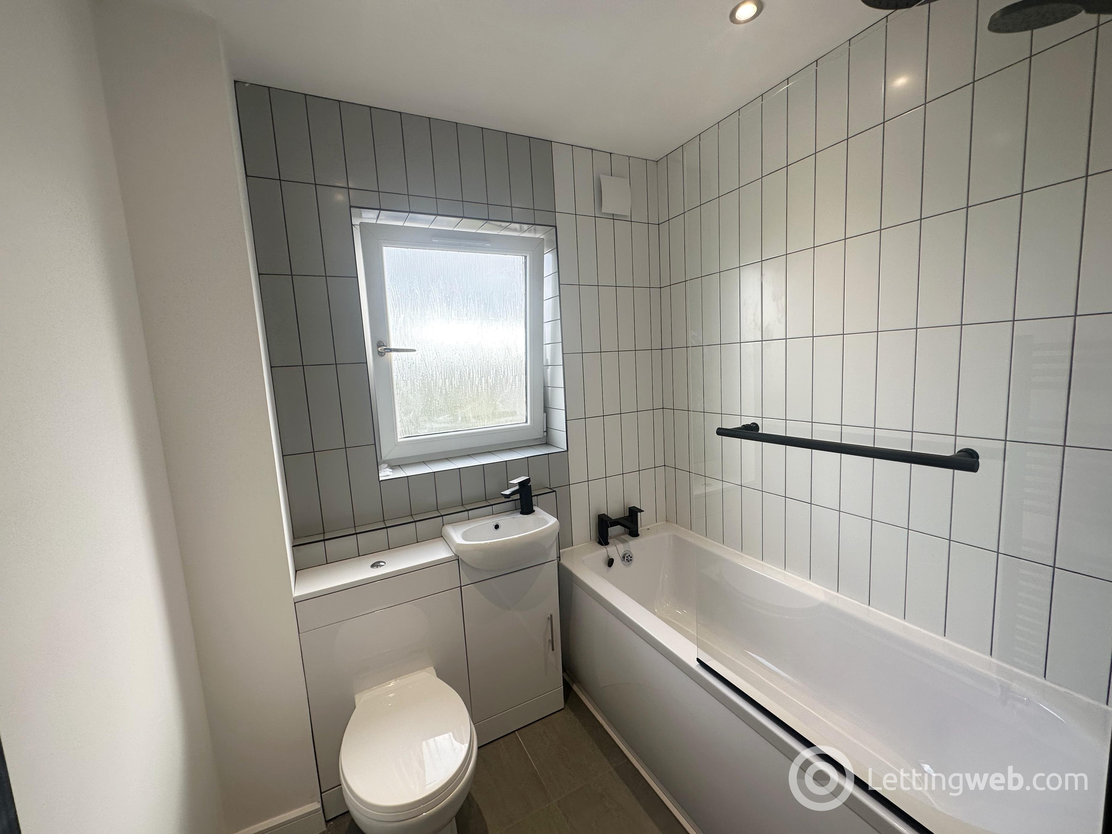 Property to rent in Sunart Court, Hamilton, ML3 8UN