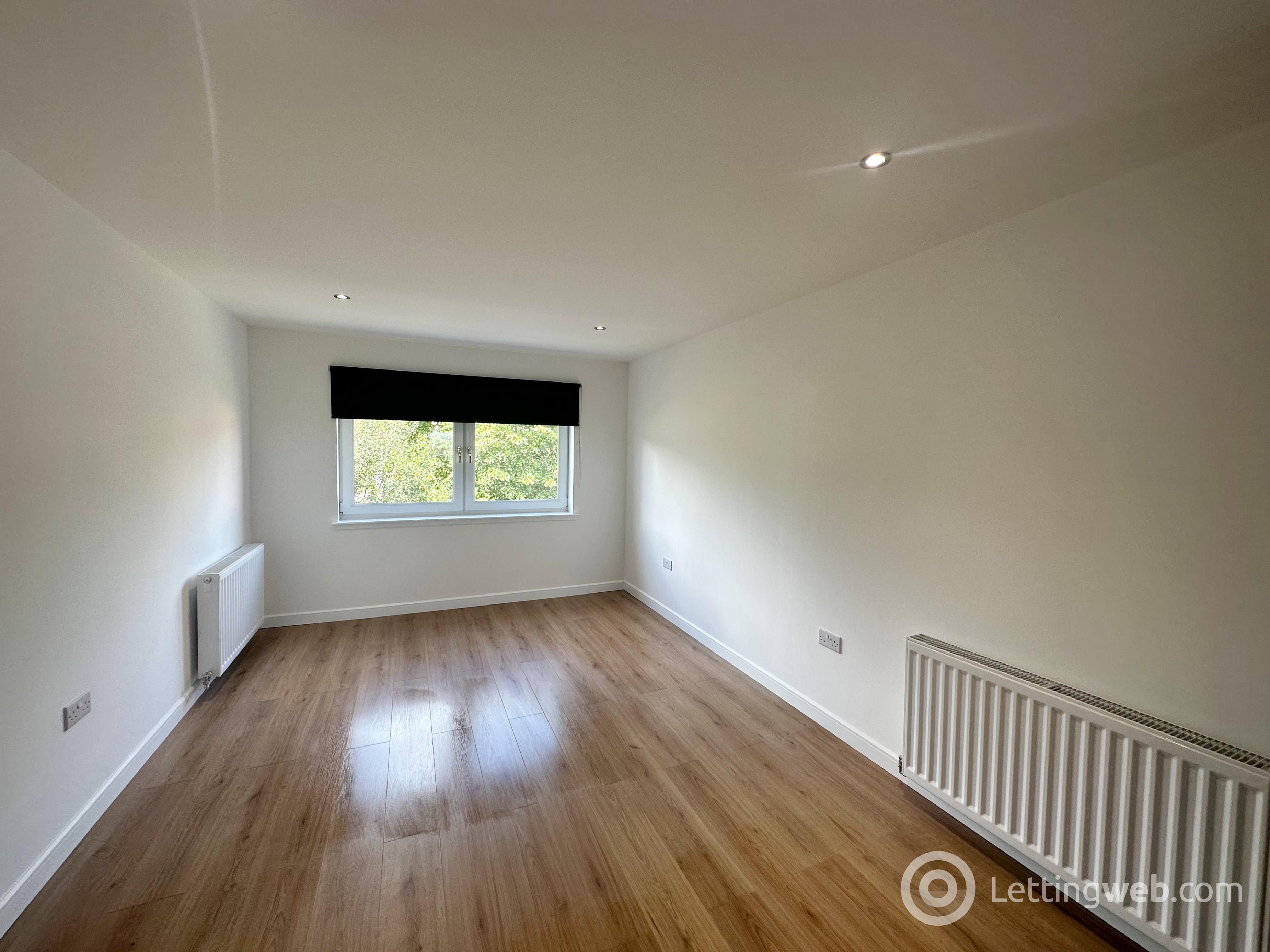 Property to rent in Sunart Court, Hamilton, ML3 8UN