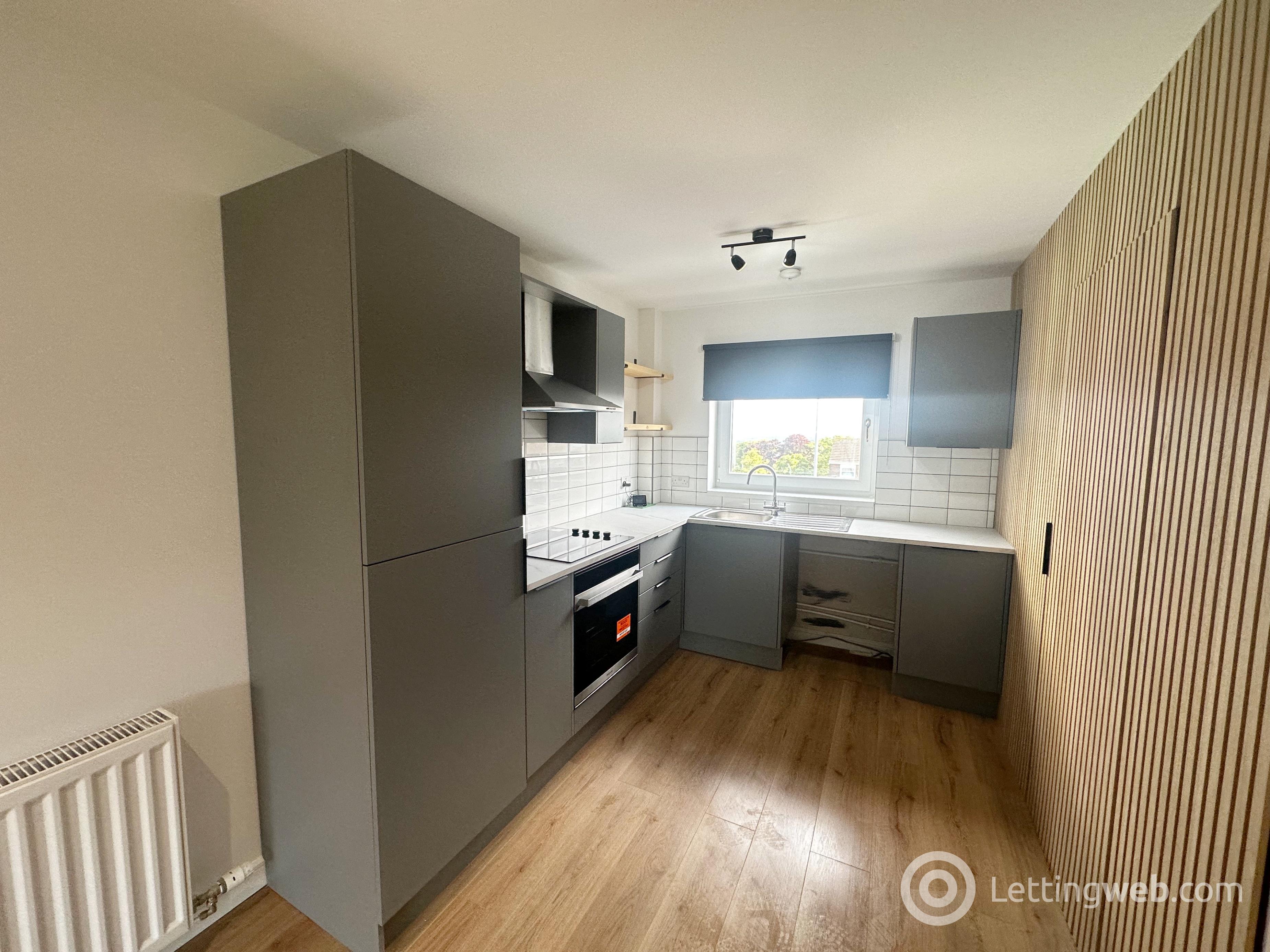 Property to rent in Sunart Court, Hamilton, ML3 8UN