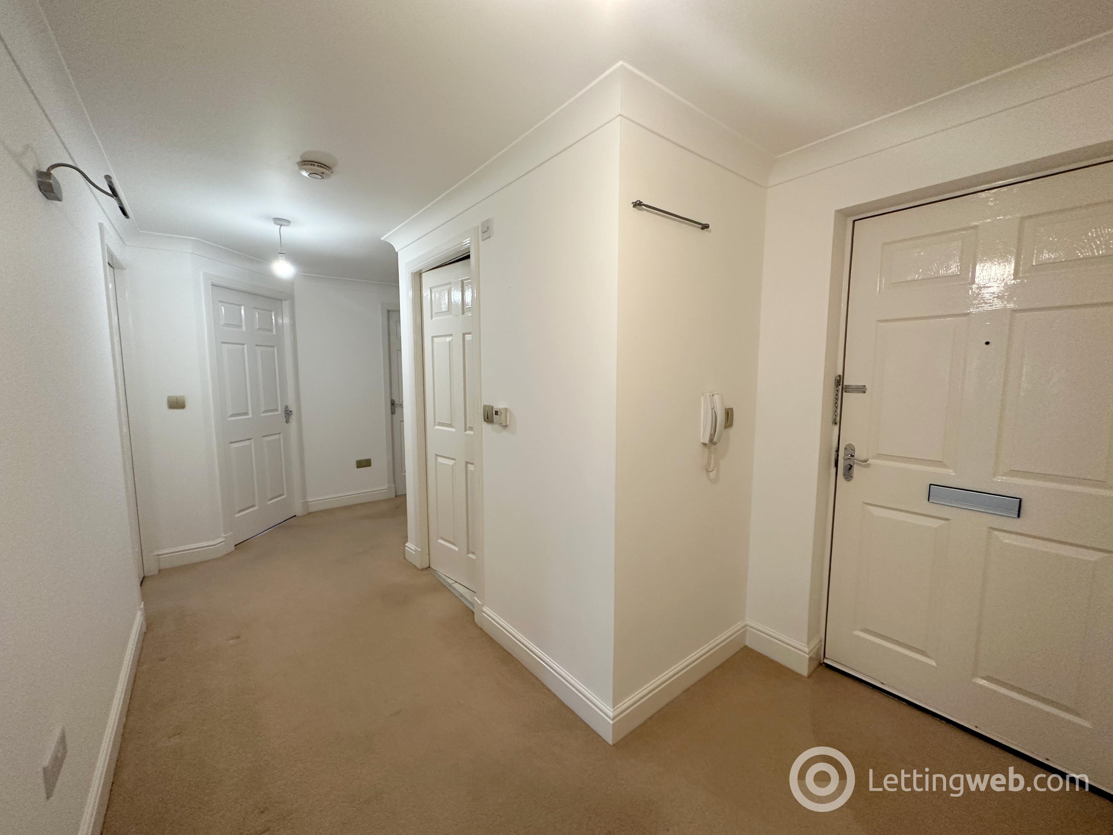 Property to rent in Orchard Brae, Hamilton, ML3 6JD