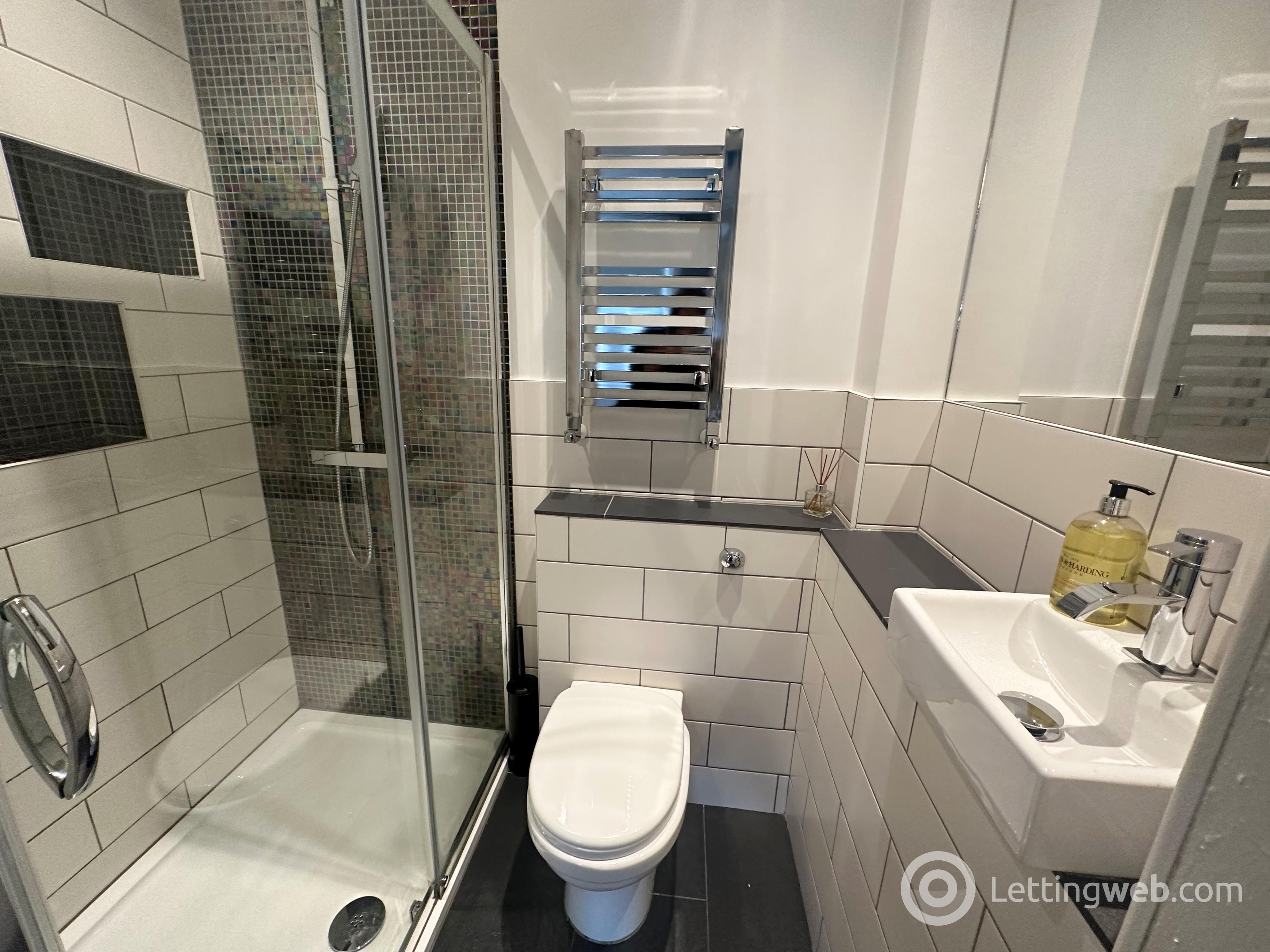Property to rent in 3/2, 28 Albert Avenue, Glasgow, G42 8RE